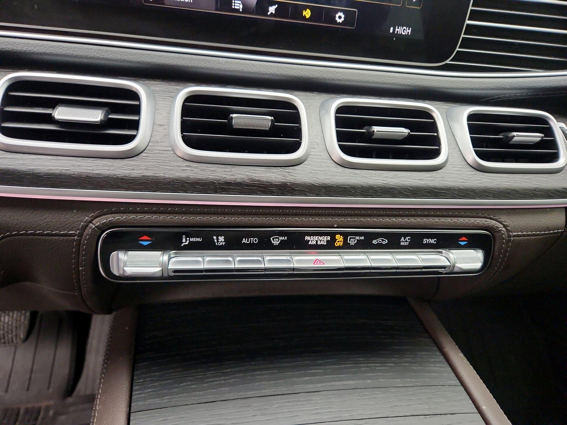 Thumbnail: 2022 Mercedes-Benz GLE - 17