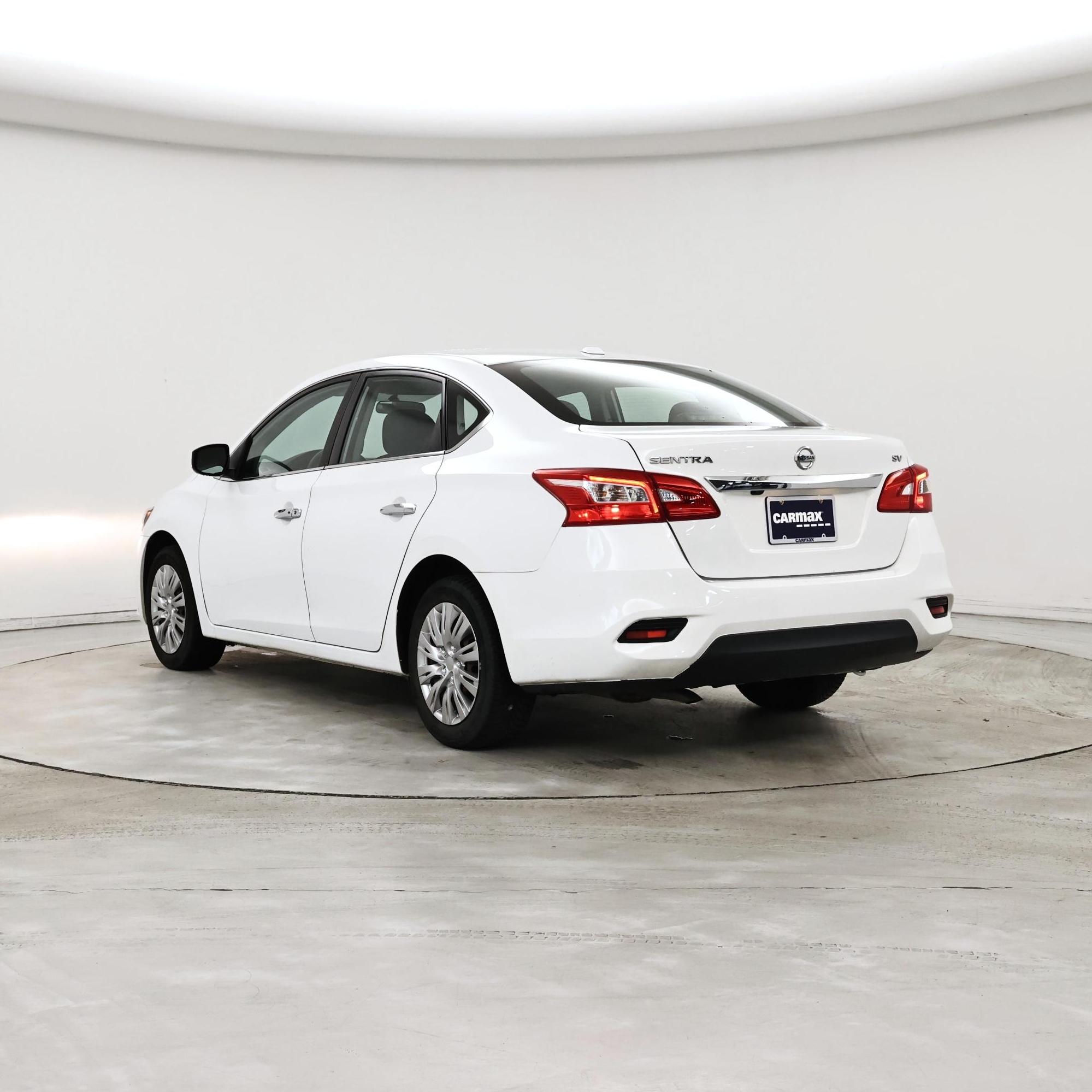 Thumbnail: 2017 Nissan Sentra - 2