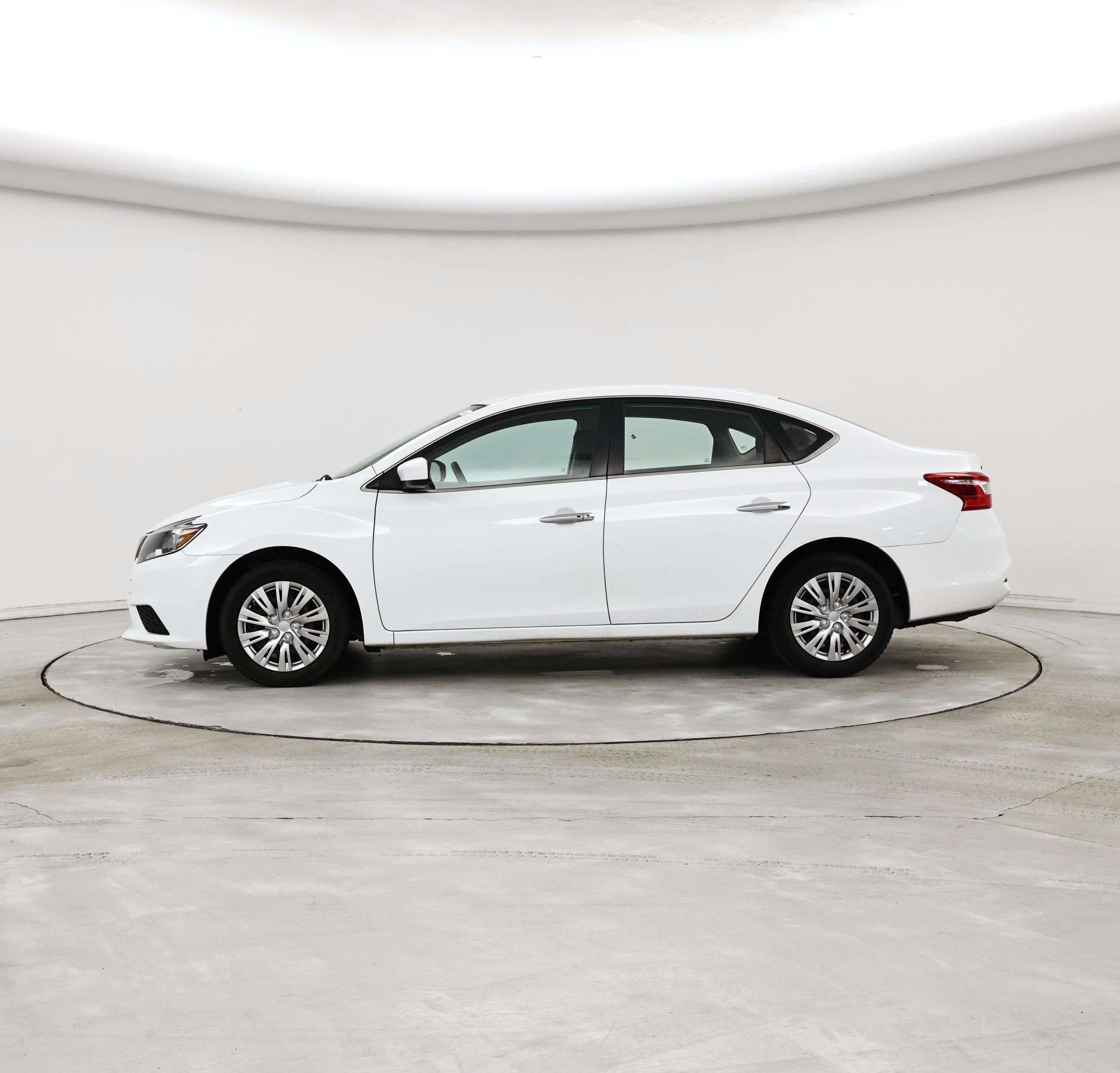 Thumbnail: 2017 Nissan Sentra - 3