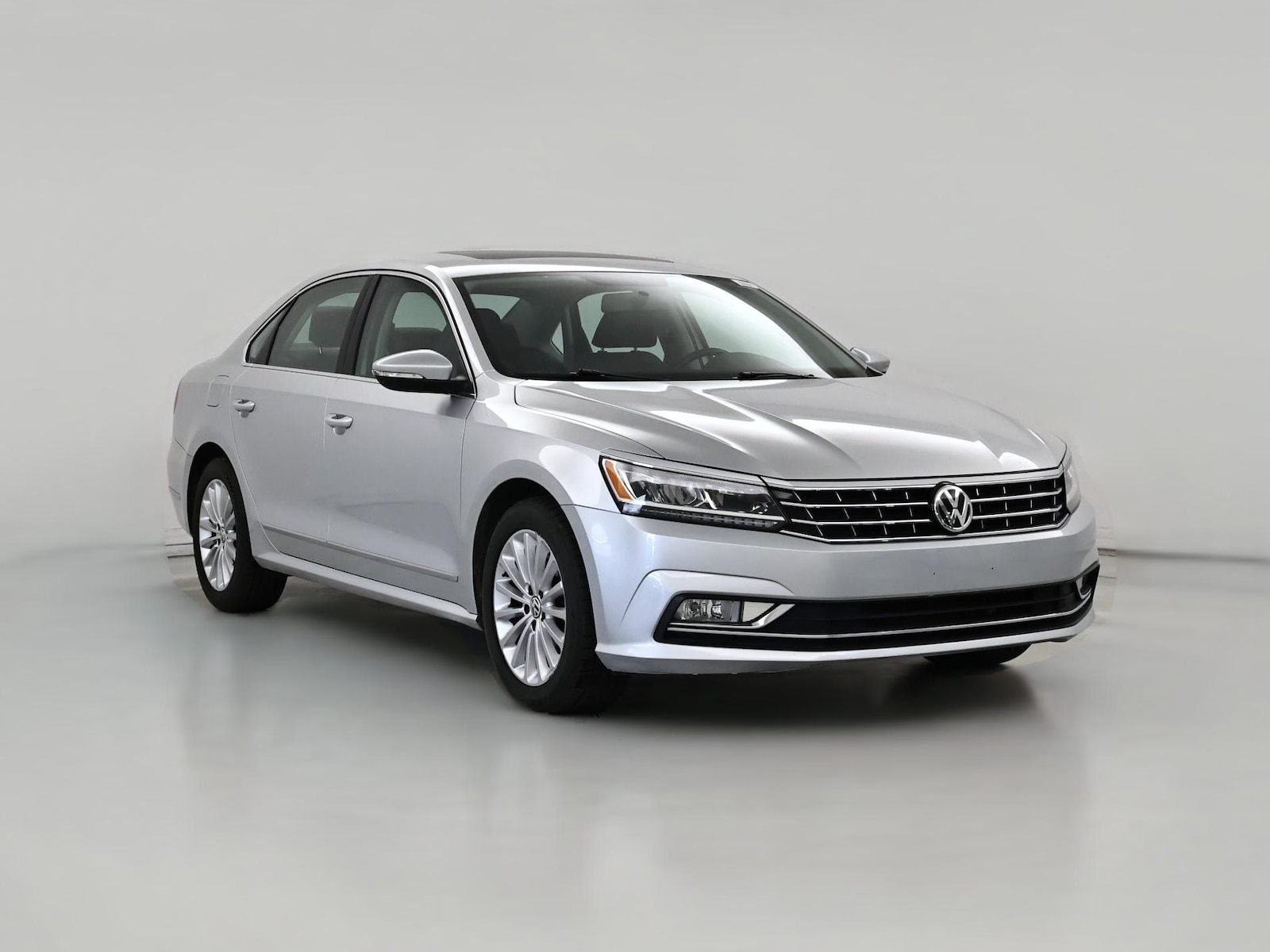 2016 Volkswagen Passat SE