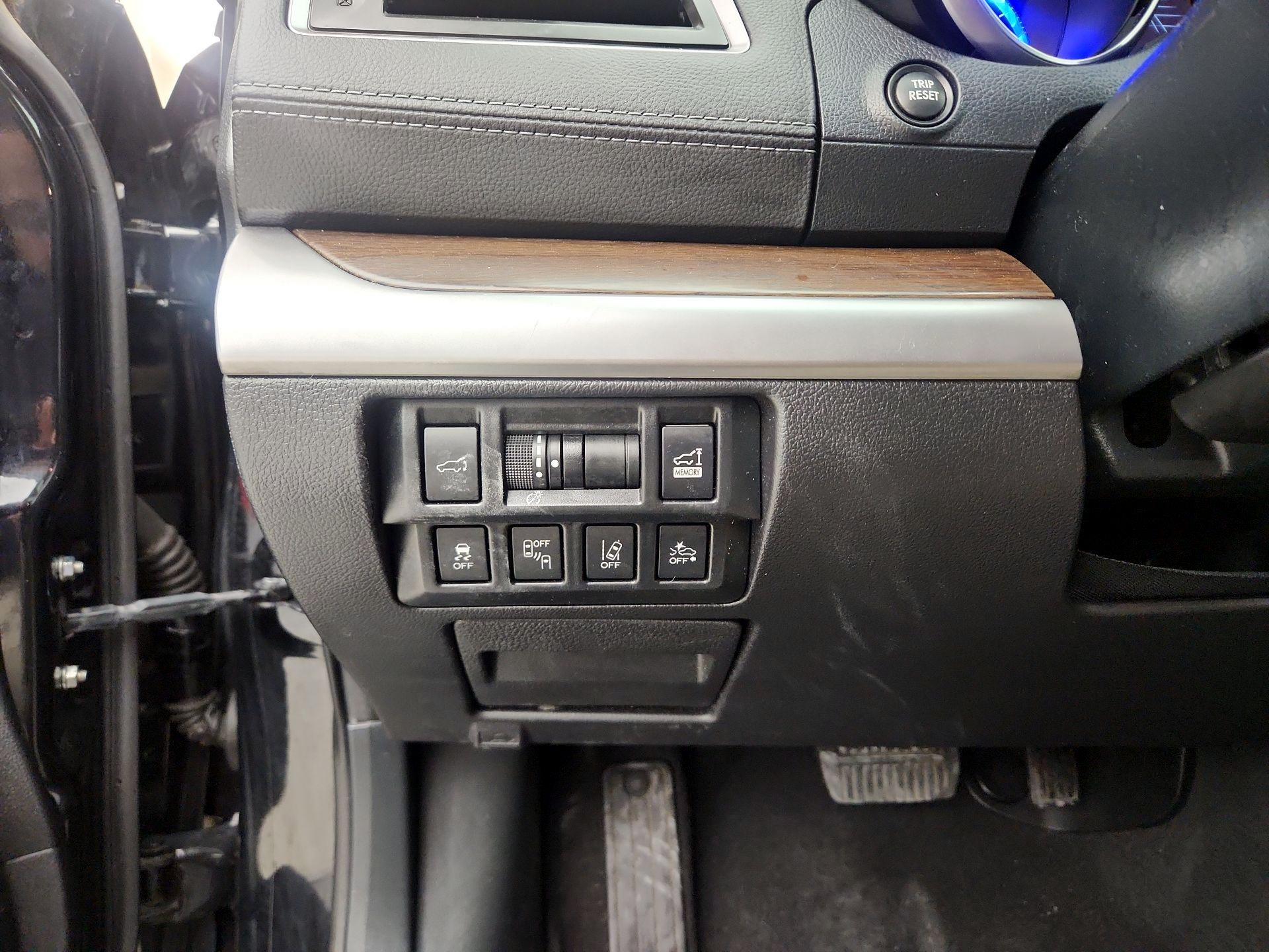 Thumbnail: 2018 Subaru Outback - 13