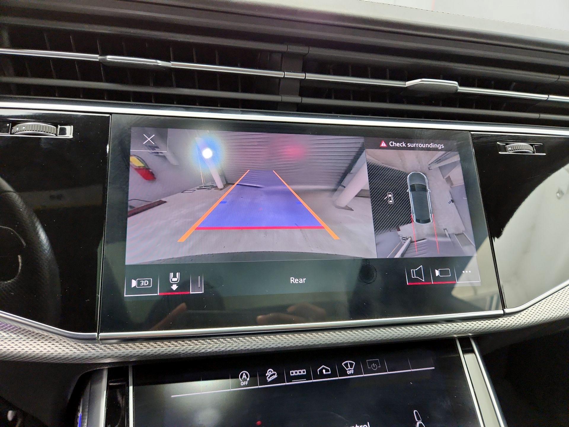 Thumbnail: 2021 Audi SQ8 - 15