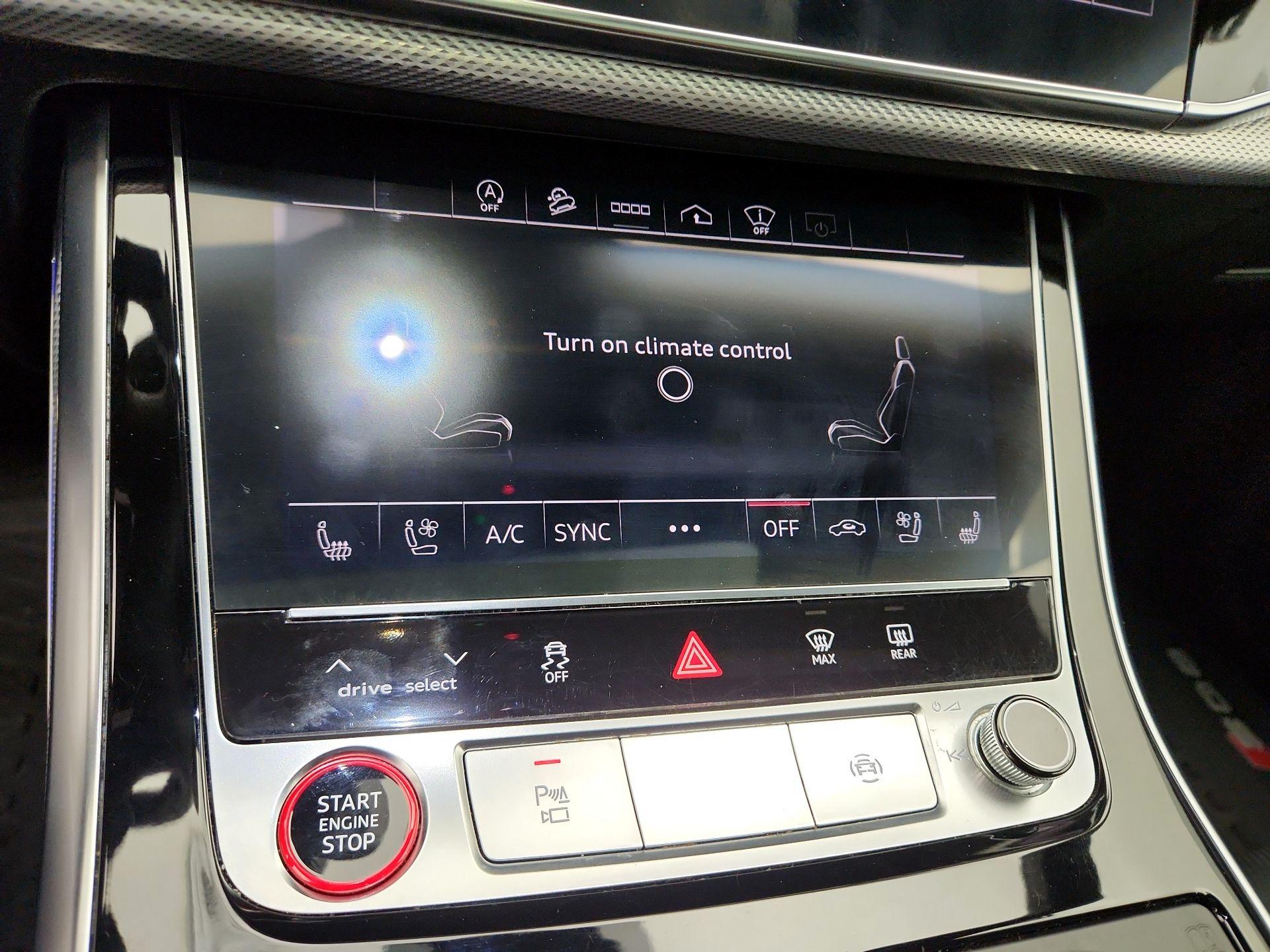 Thumbnail: 2021 Audi SQ8 - 17