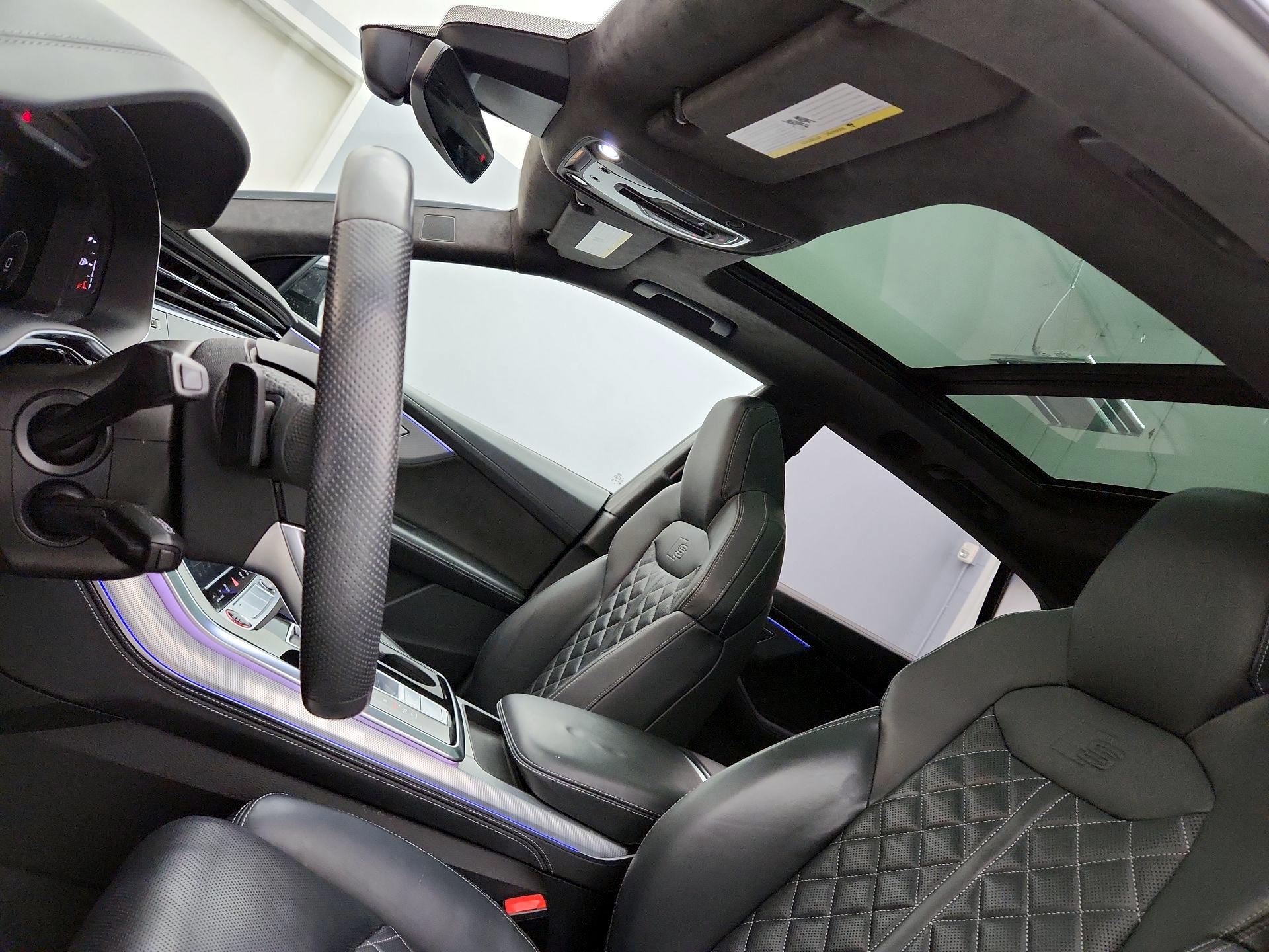 Thumbnail: 2021 Audi SQ8 - 20