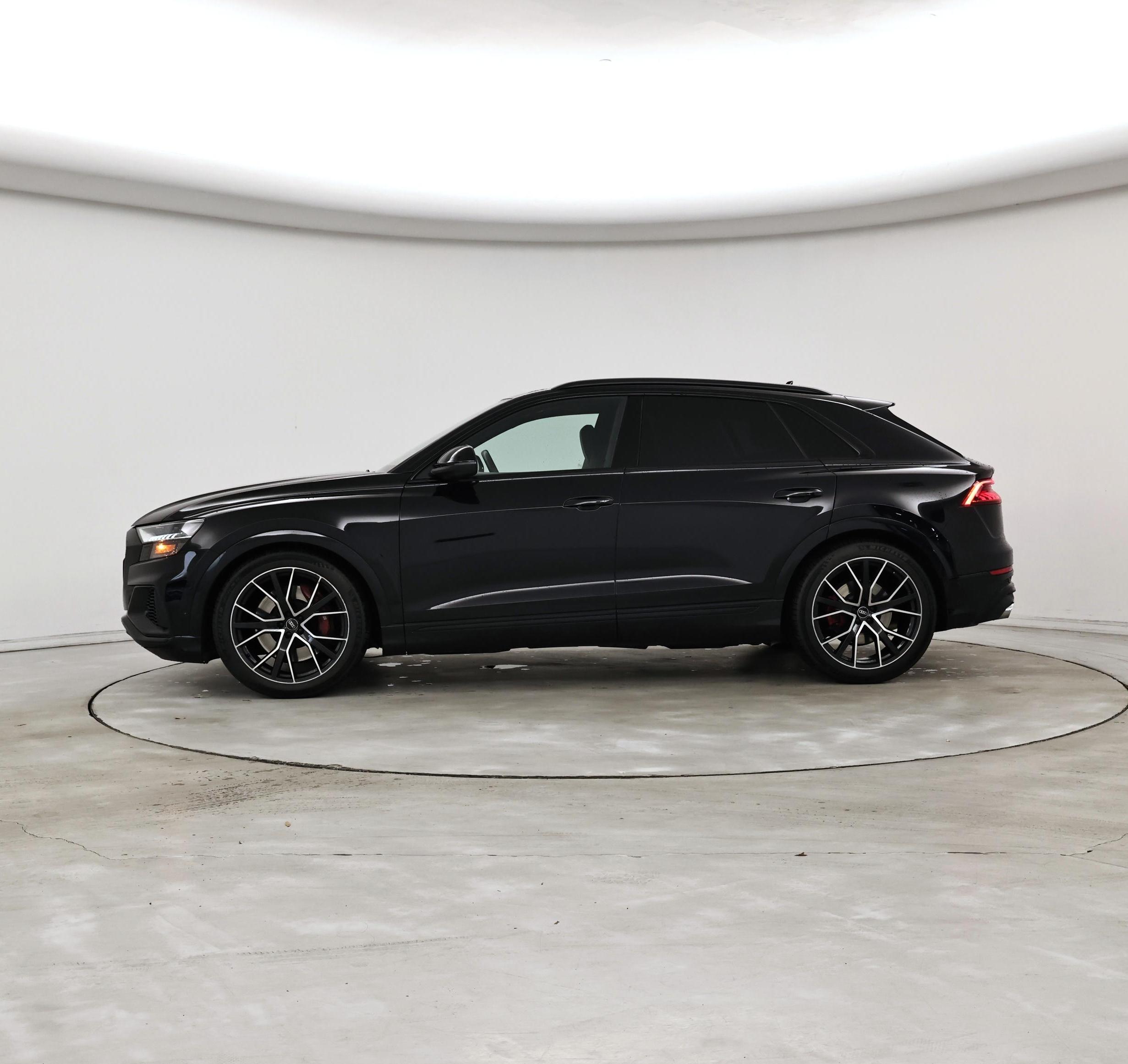 Thumbnail: 2021 Audi SQ8 - 3