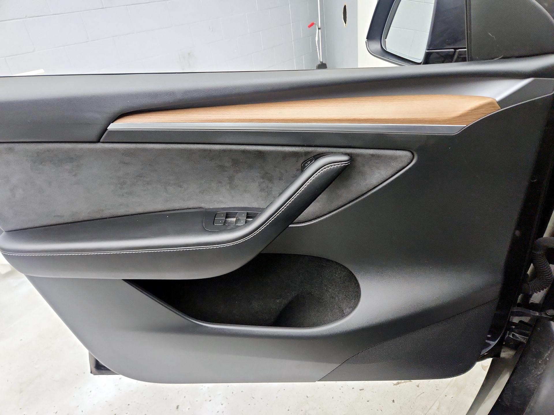 Thumbnail: 2024 Tesla Model Y - 12