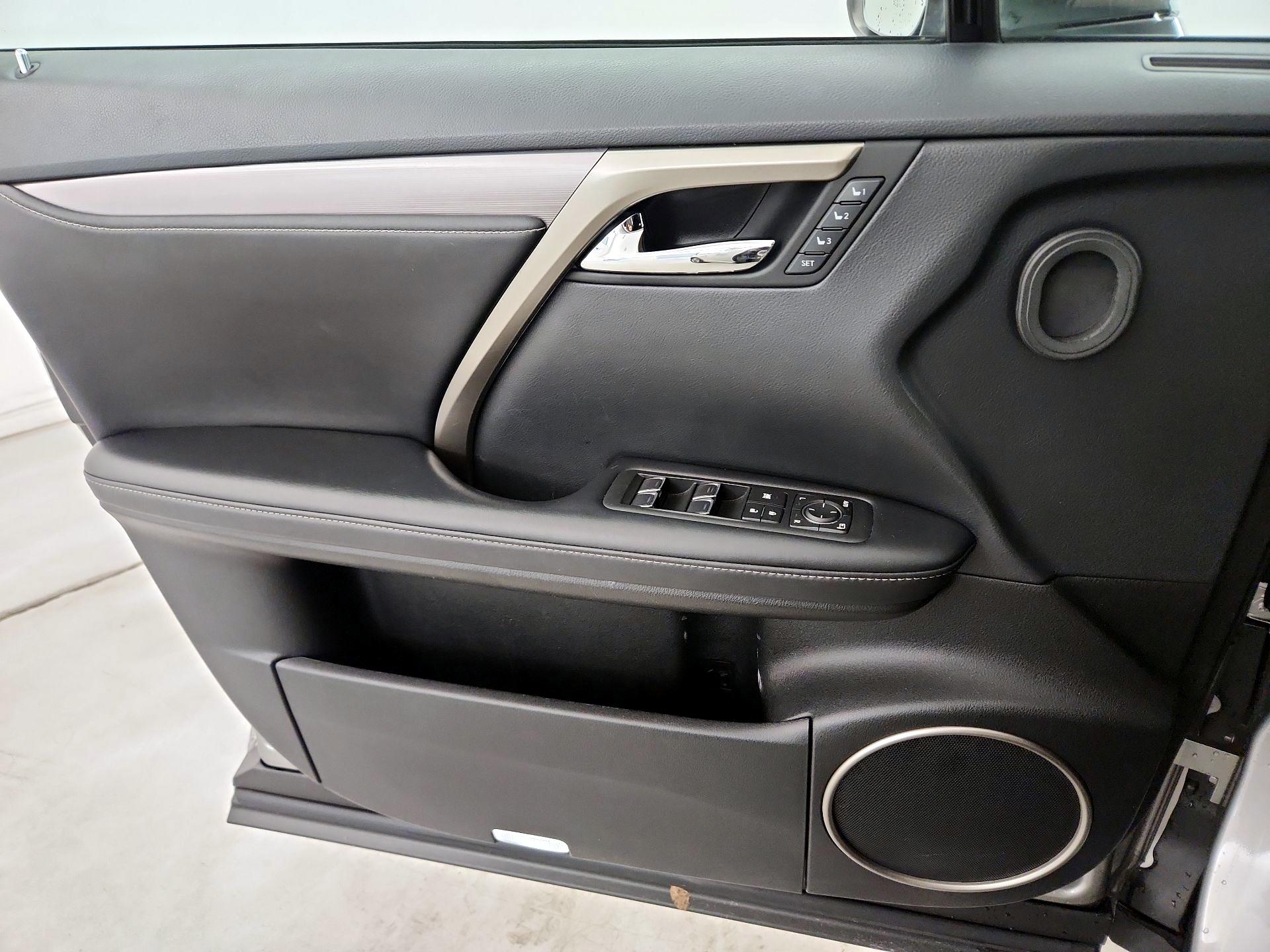 Thumbnail: 2019 Lexus RX - 12