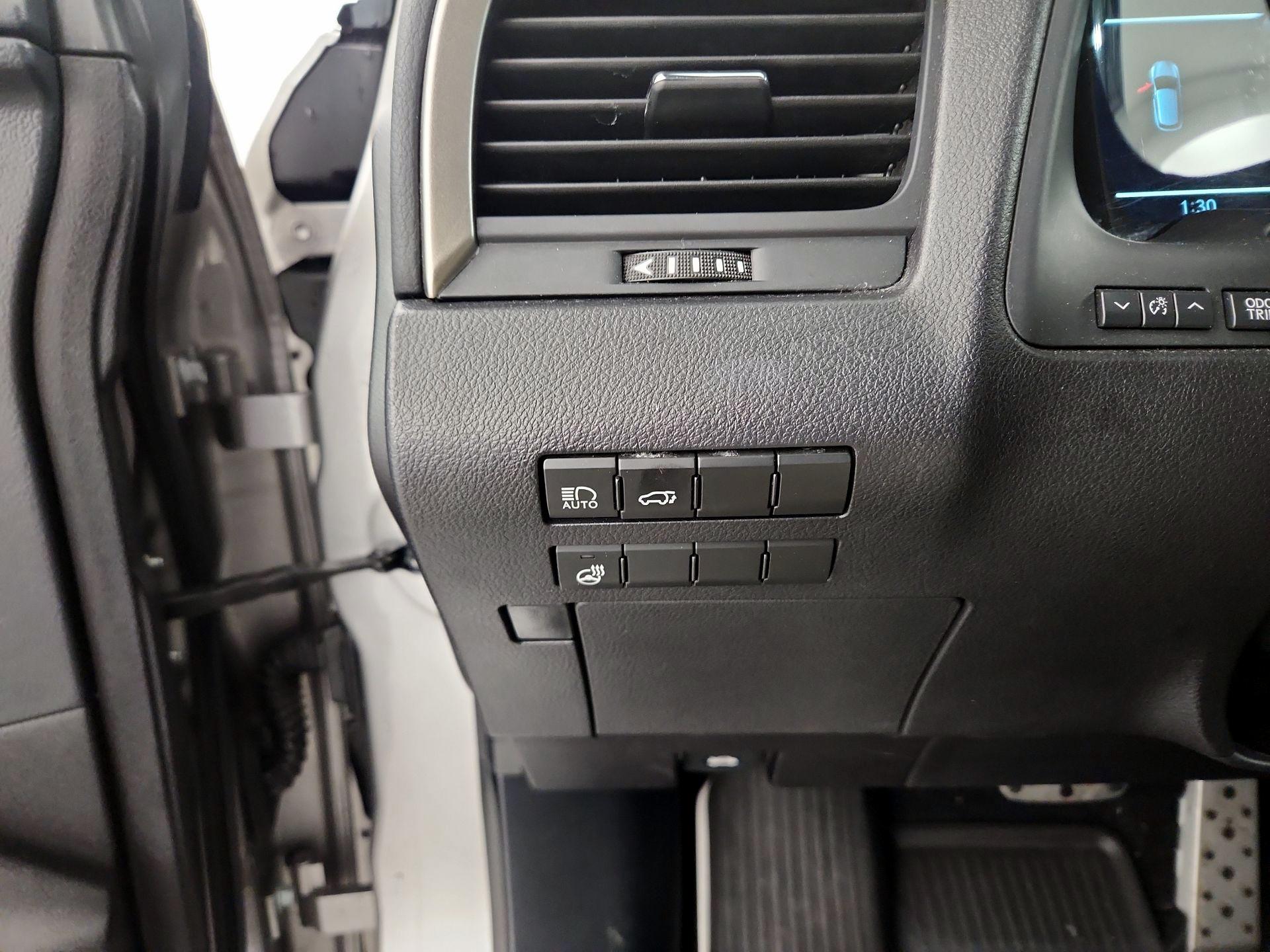 Thumbnail: 2019 Lexus RX - 13