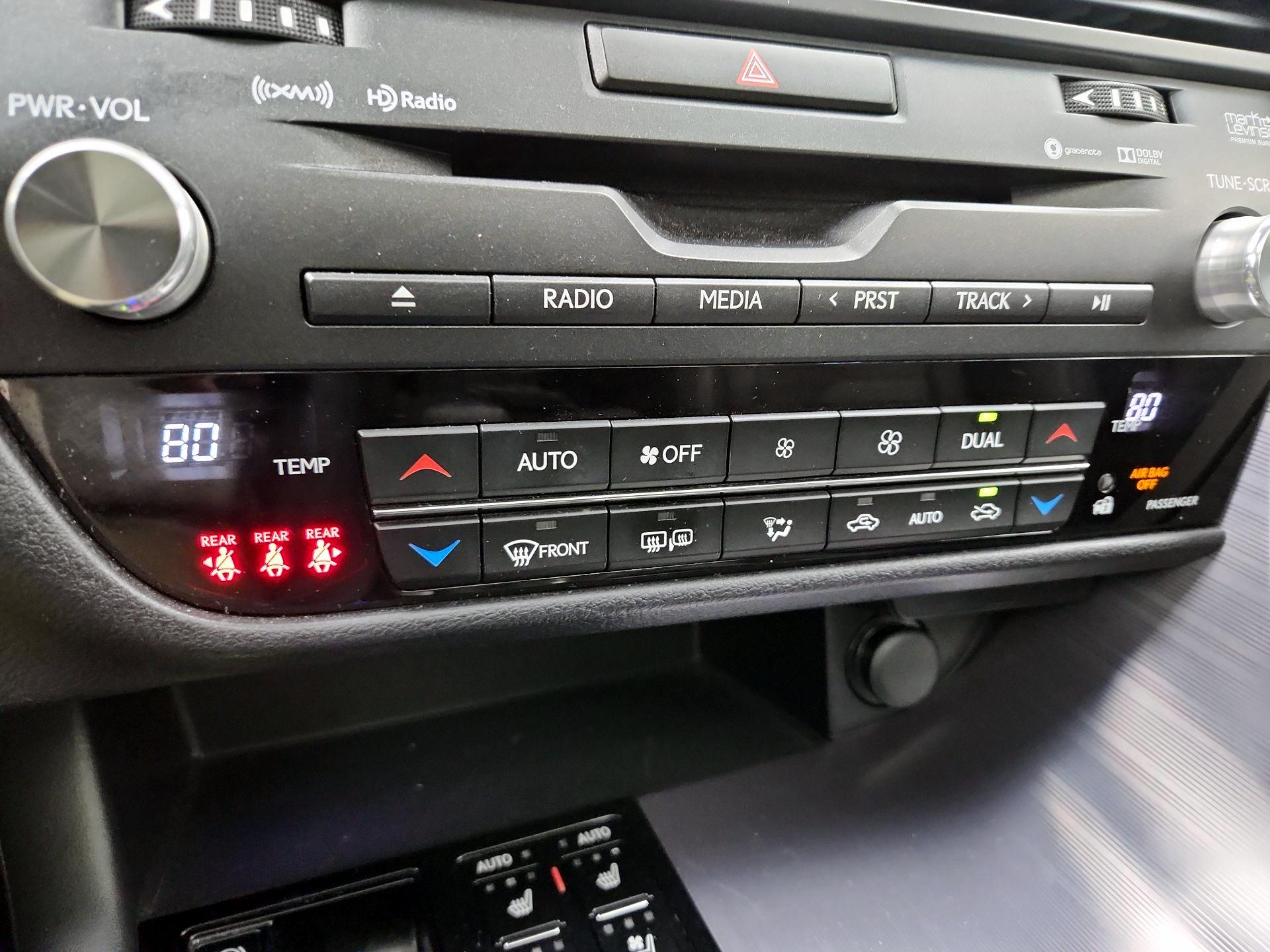 Thumbnail: 2019 Lexus RX - 17