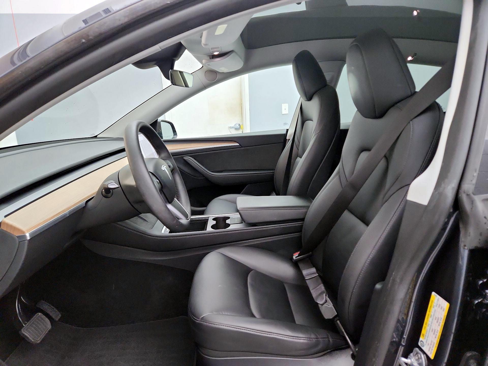 Thumbnail: 2025 Tesla Model Y - 11