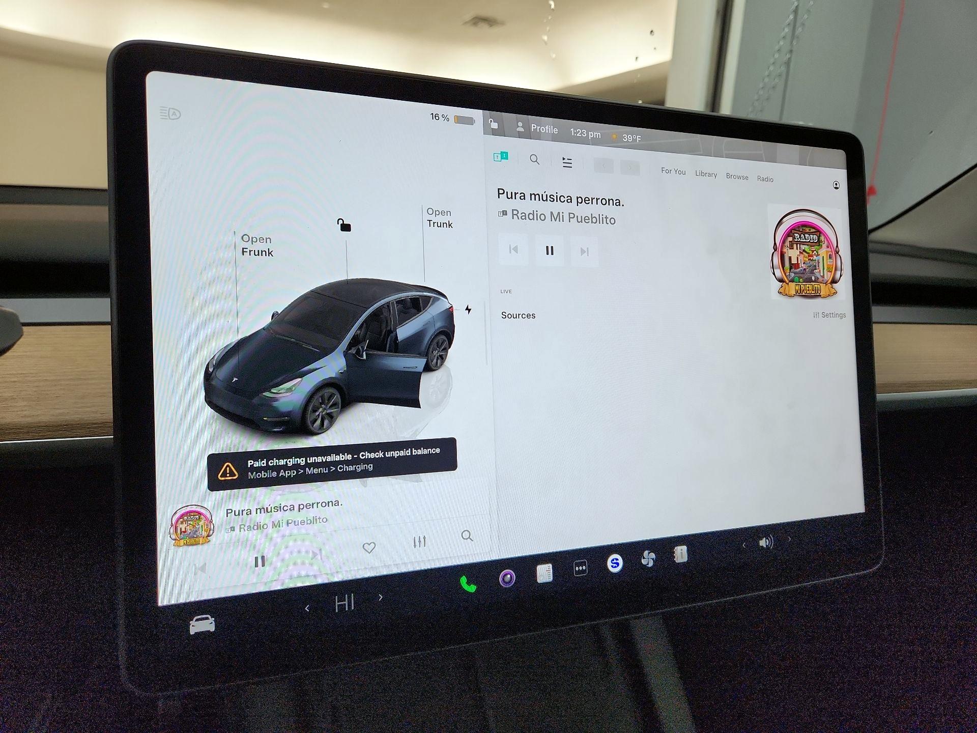 Thumbnail: 2025 Tesla Model Y - 15