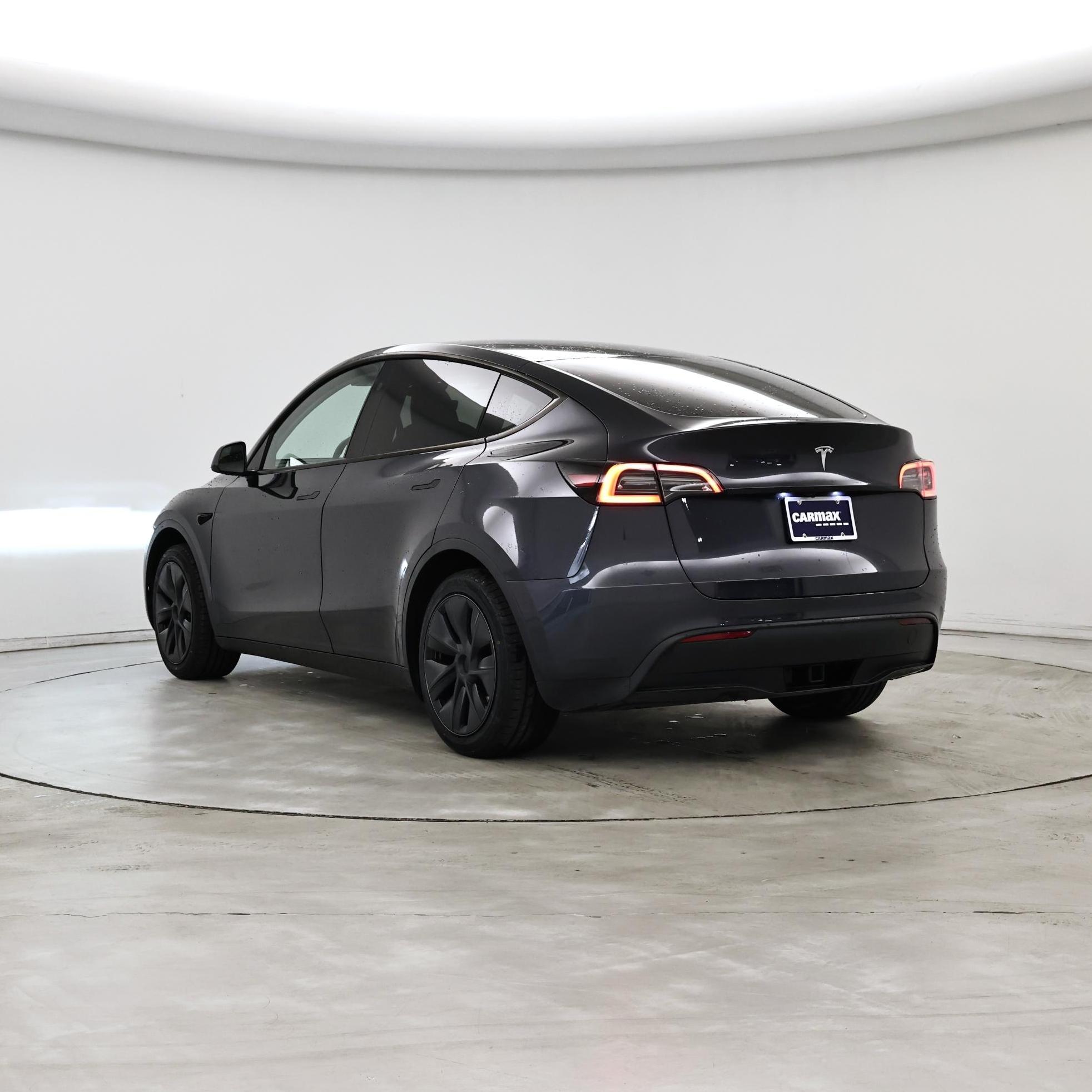 Thumbnail: 2025 Tesla Model Y - 2