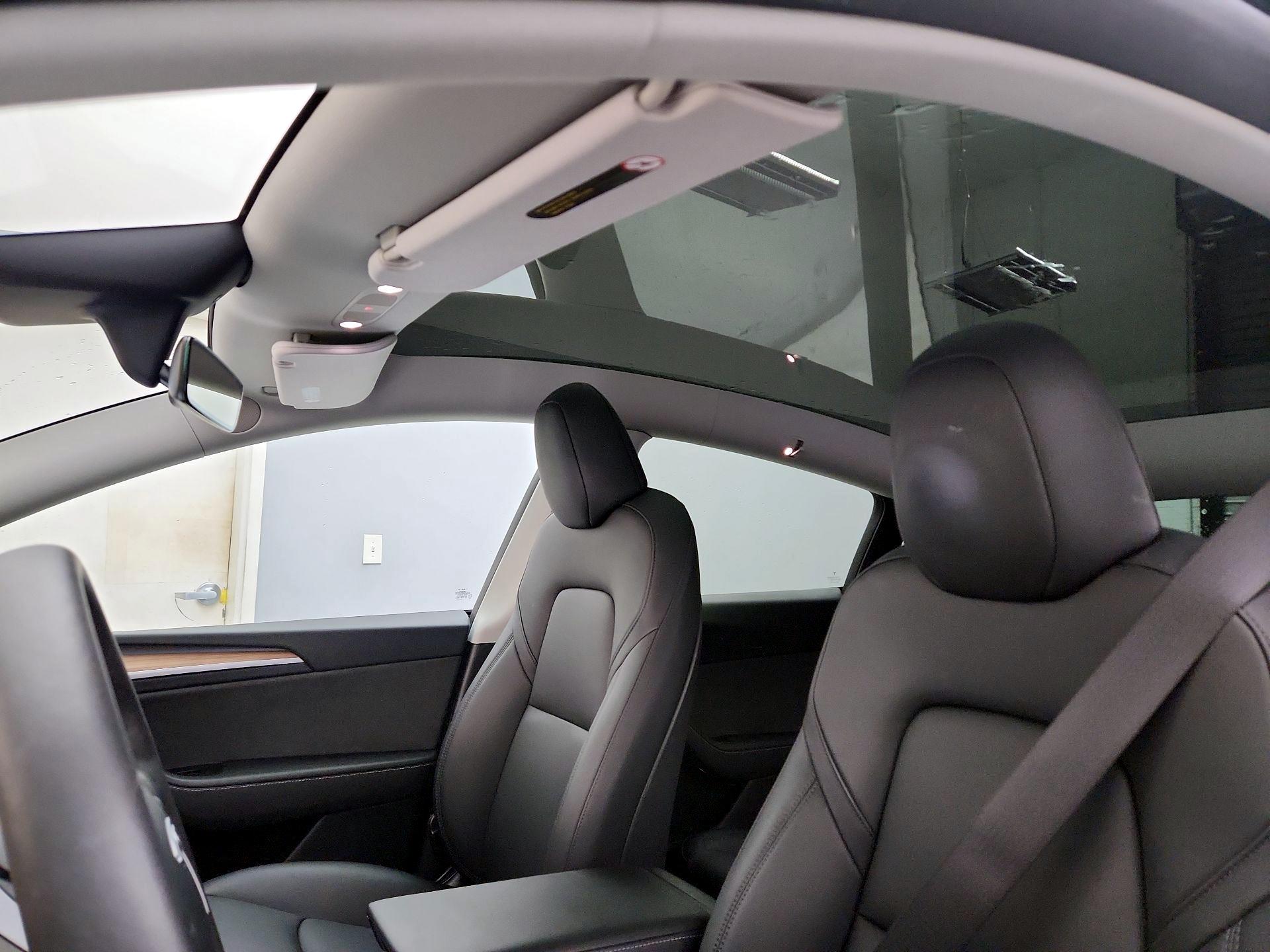 Thumbnail: 2025 Tesla Model Y - 19