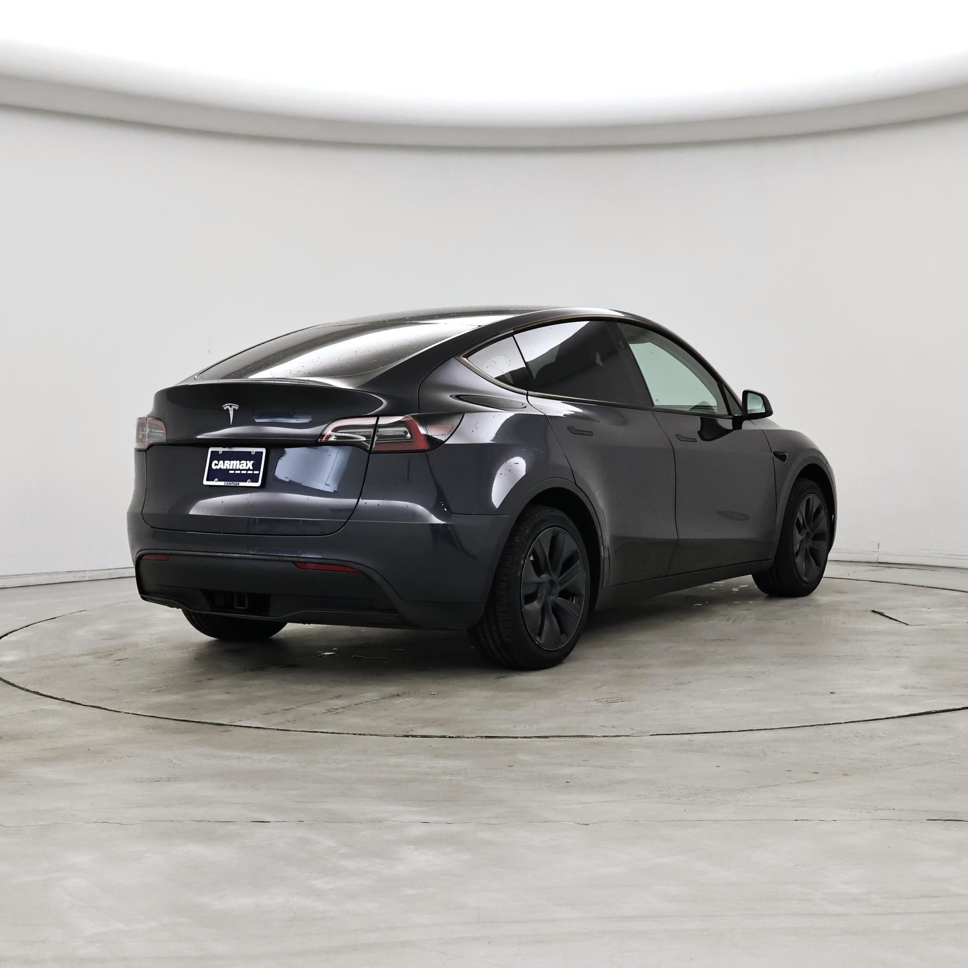 Thumbnail: 2025 Tesla Model Y - 8