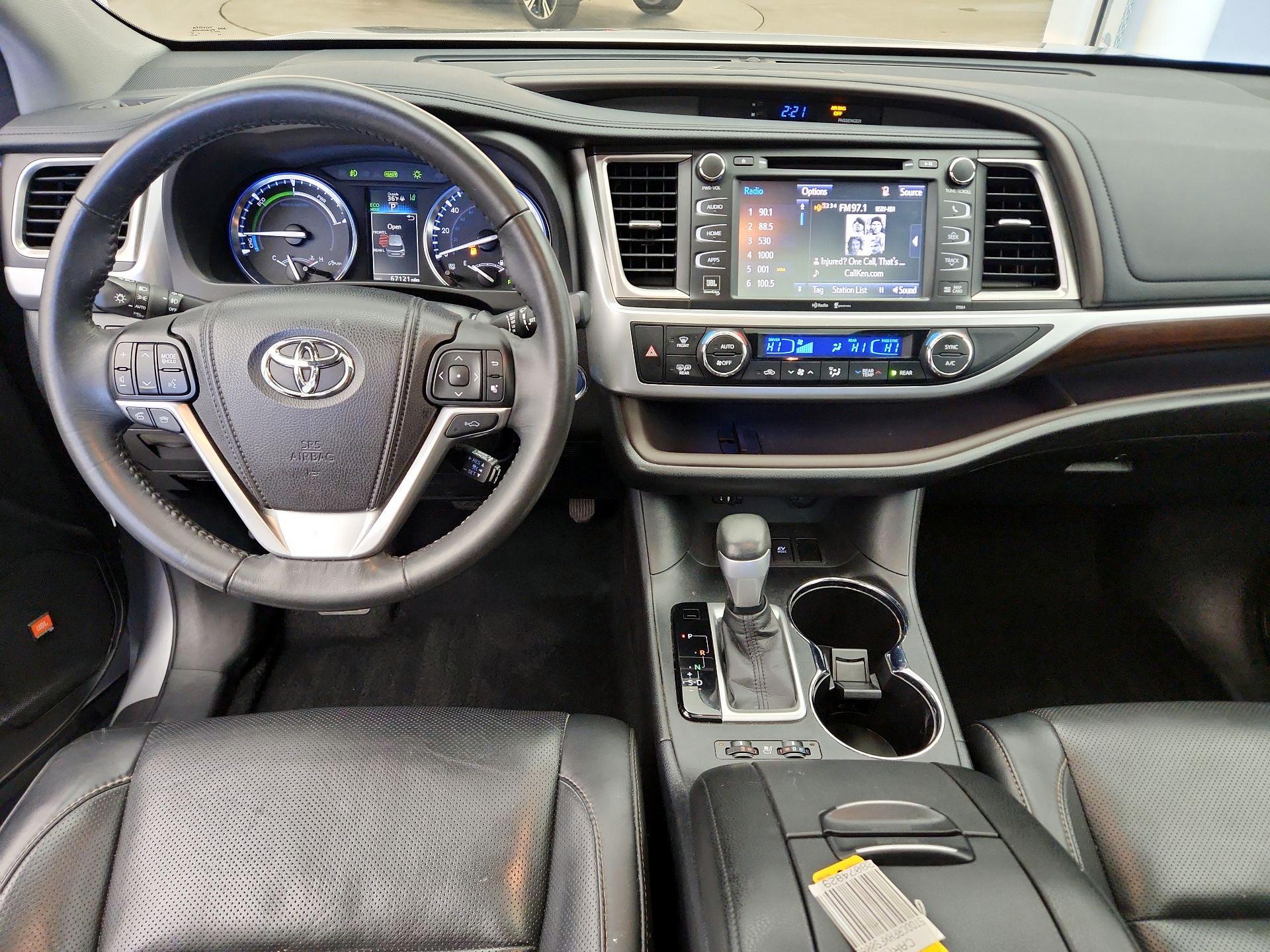 Thumbnail: 2015 Toyota Highlander - 9