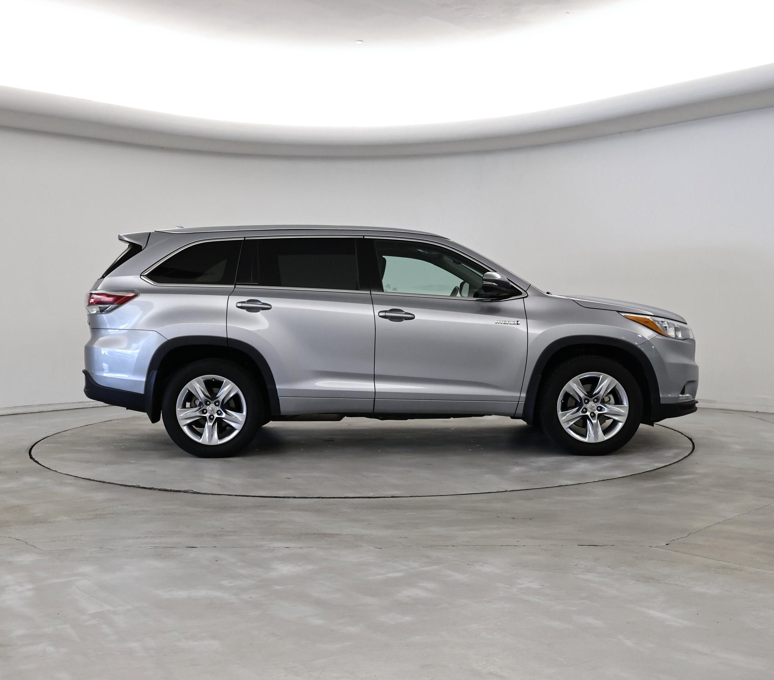 Thumbnail: 2015 Toyota Highlander - 7