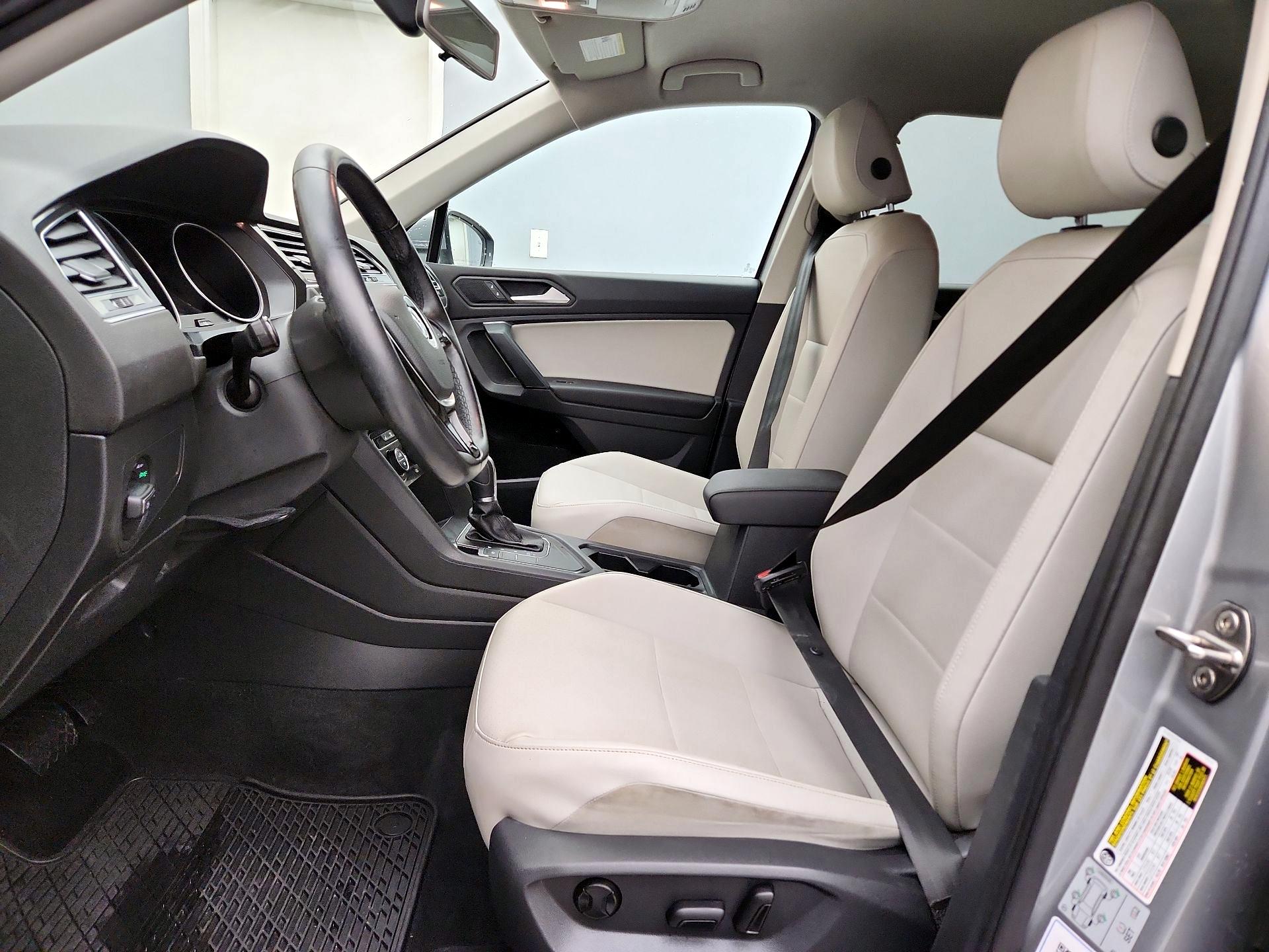 Thumbnail: 2019 Volkswagen Tiguan - 11