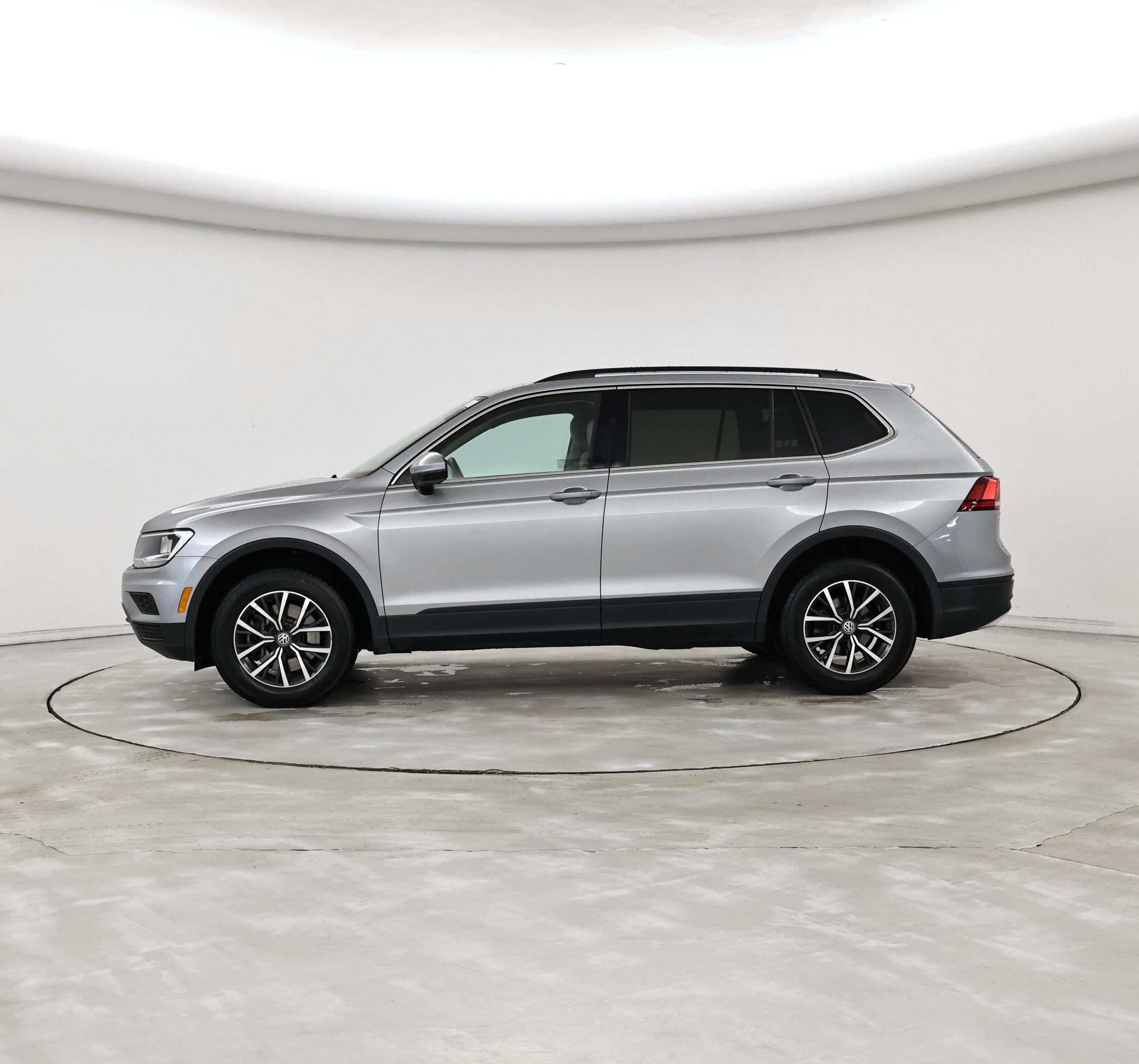 Thumbnail: 2019 Volkswagen Tiguan - 3
