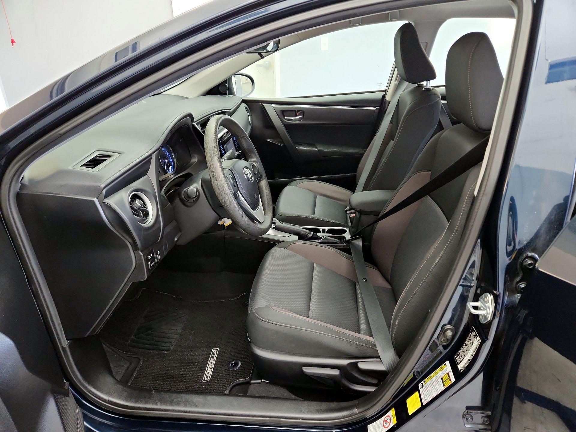 Thumbnail: 2017 Toyota Corolla - 11