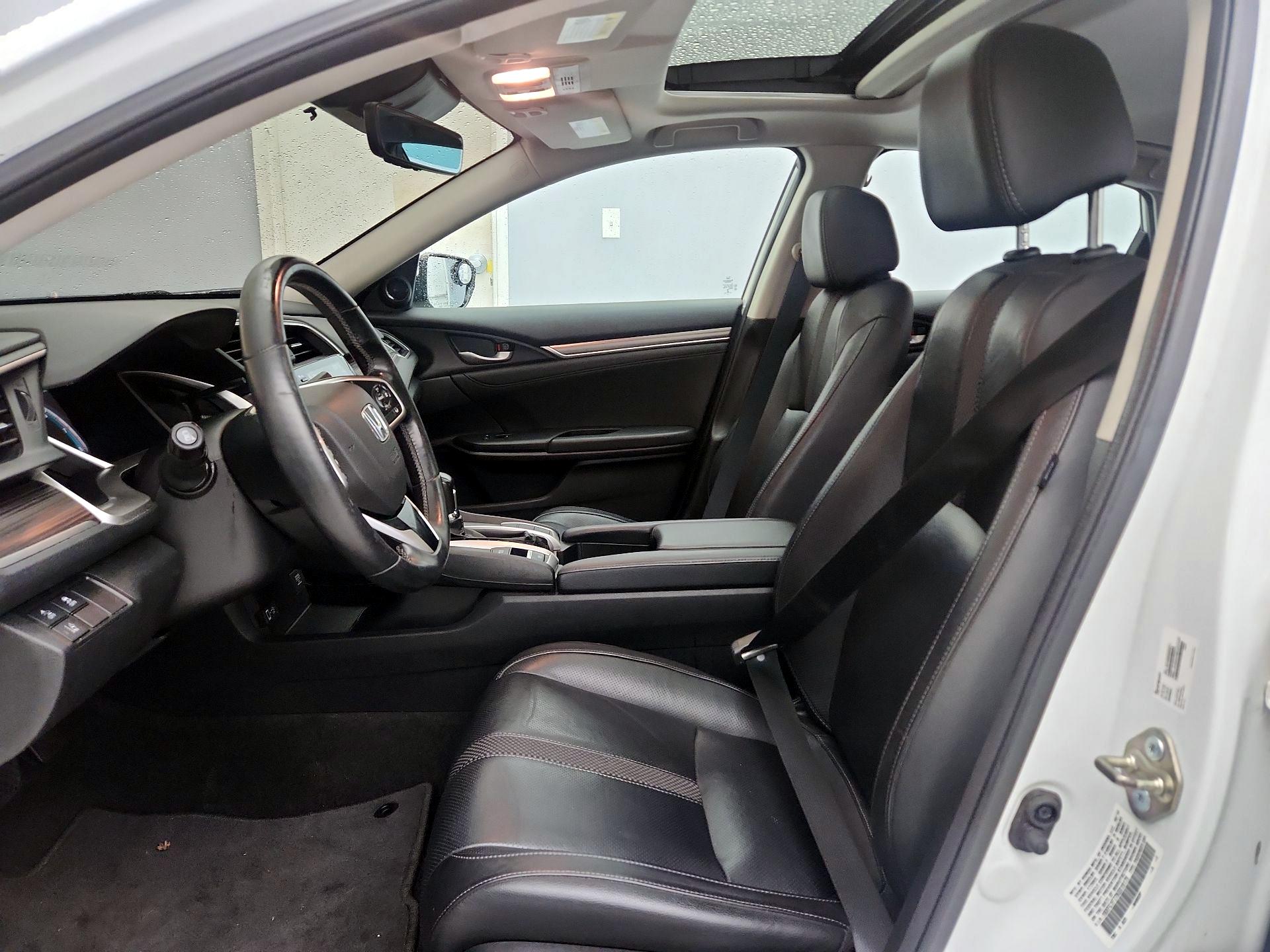 Thumbnail: 2019 Honda Civic - 11