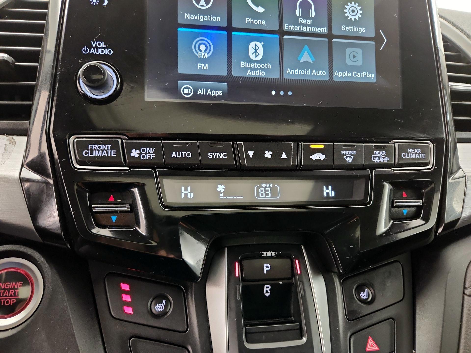 Thumbnail: 2018 Honda Odyssey - 17