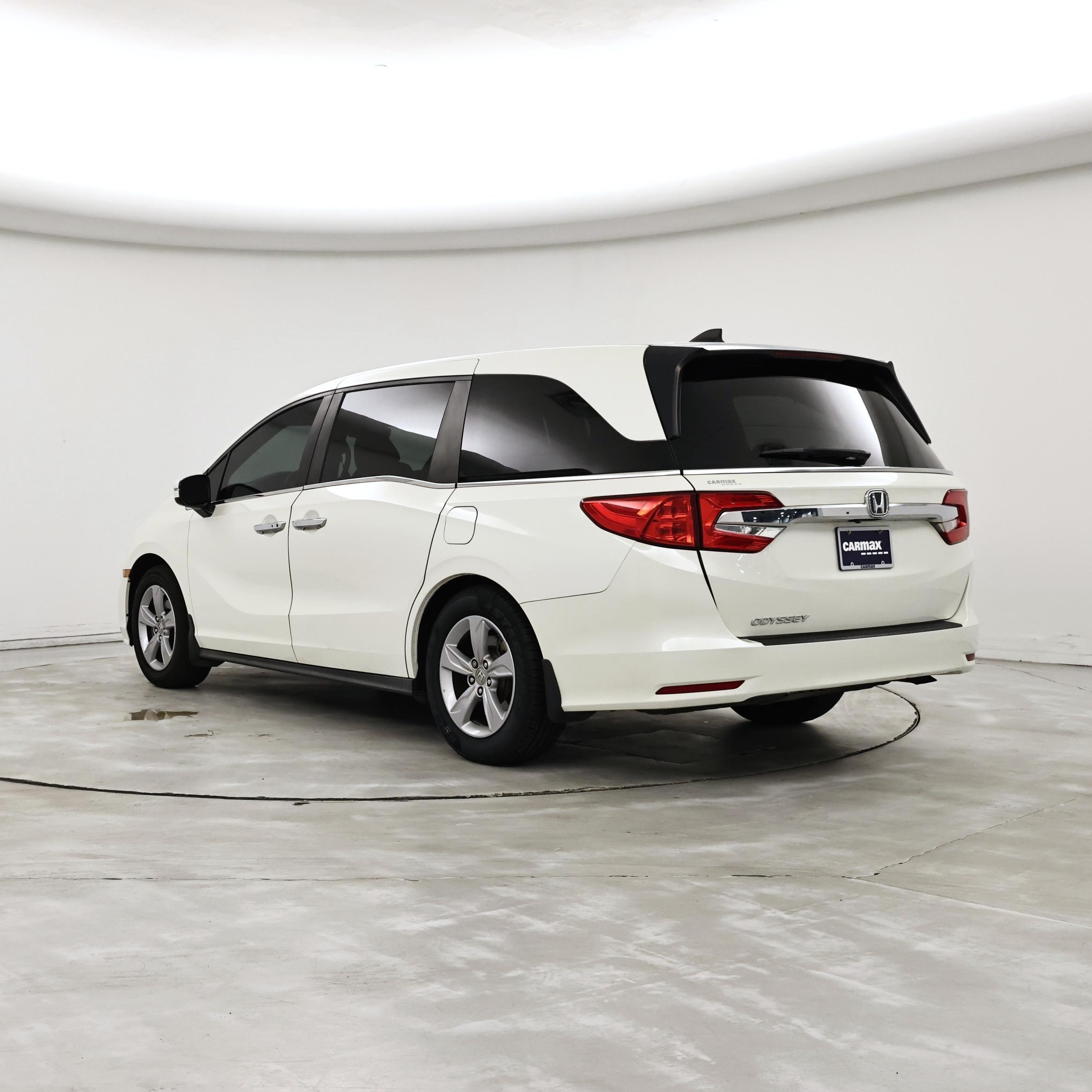 Thumbnail: 2018 Honda Odyssey - 2