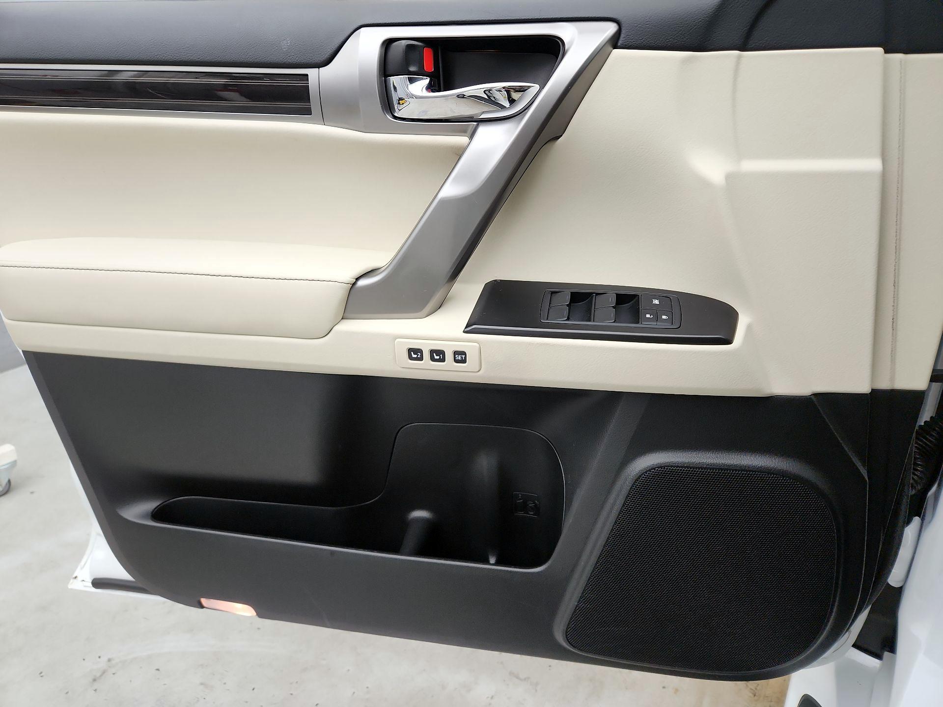 Thumbnail: 2022 Lexus GX - 12