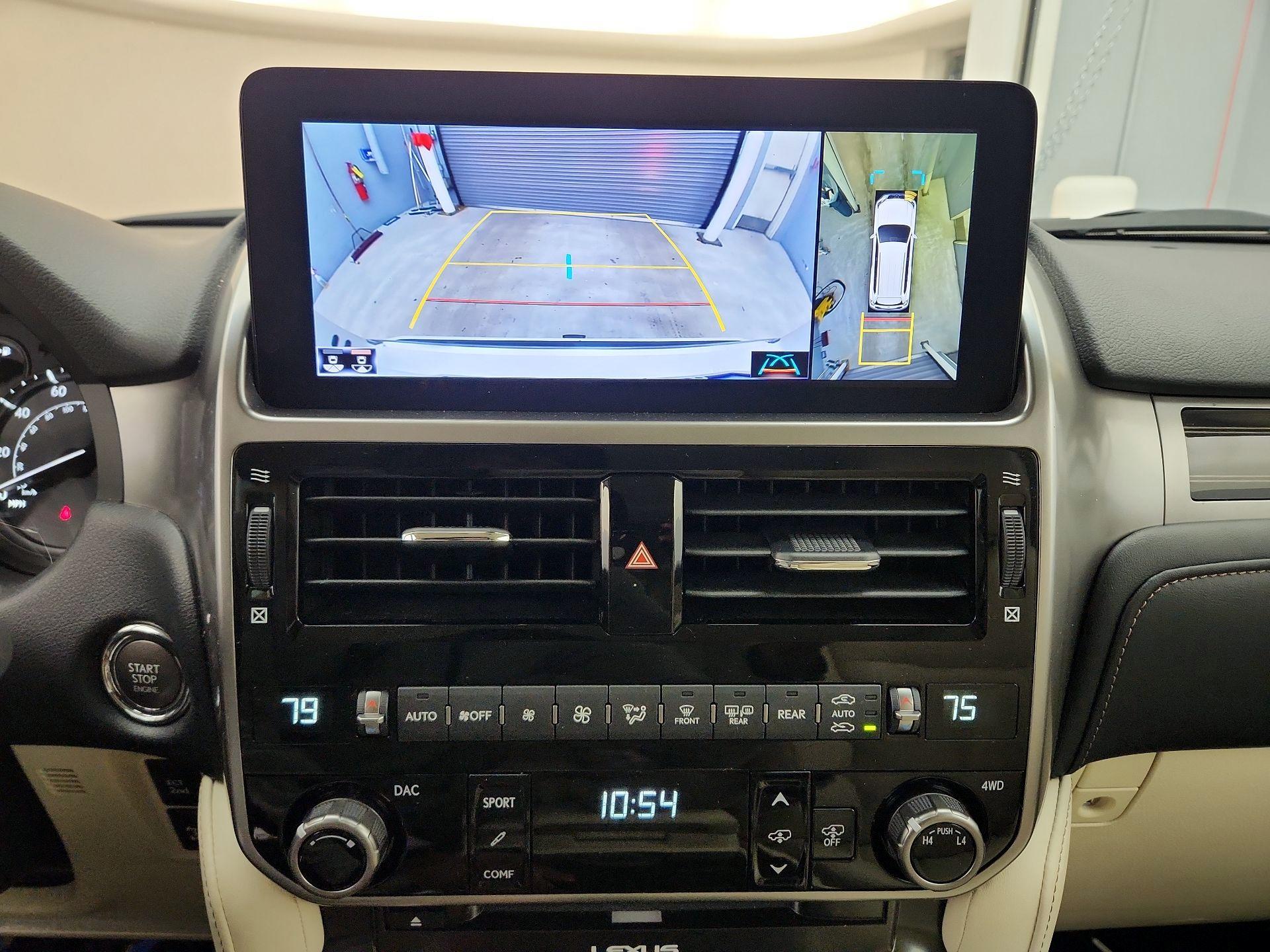 Thumbnail: 2022 Lexus GX - 15