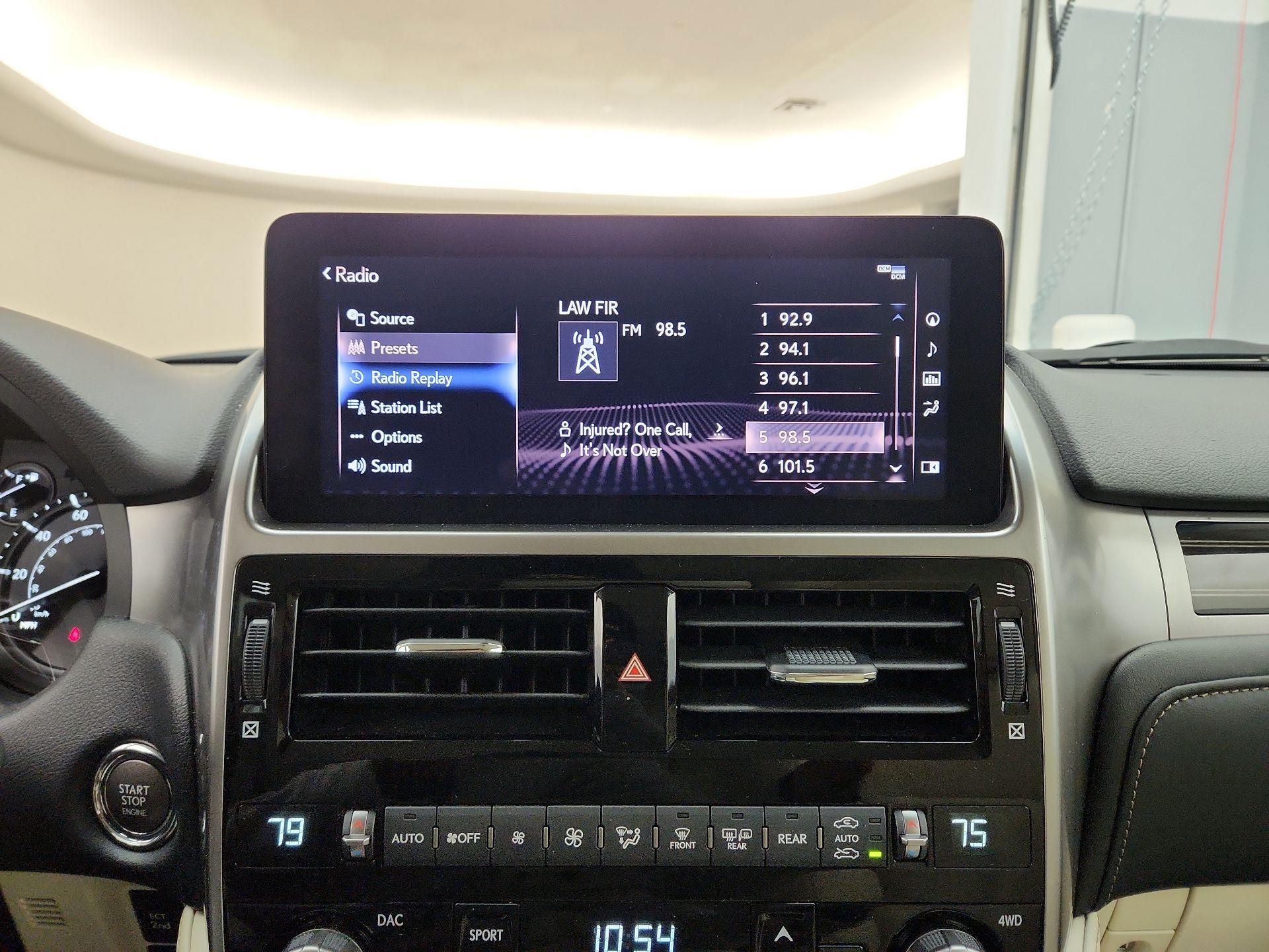 Thumbnail: 2022 Lexus GX - 16