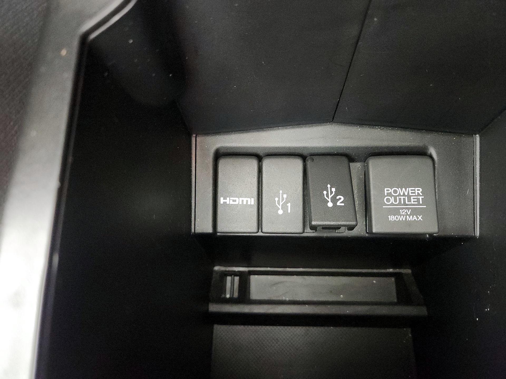 Thumbnail: 2015 Honda CR-V - 18