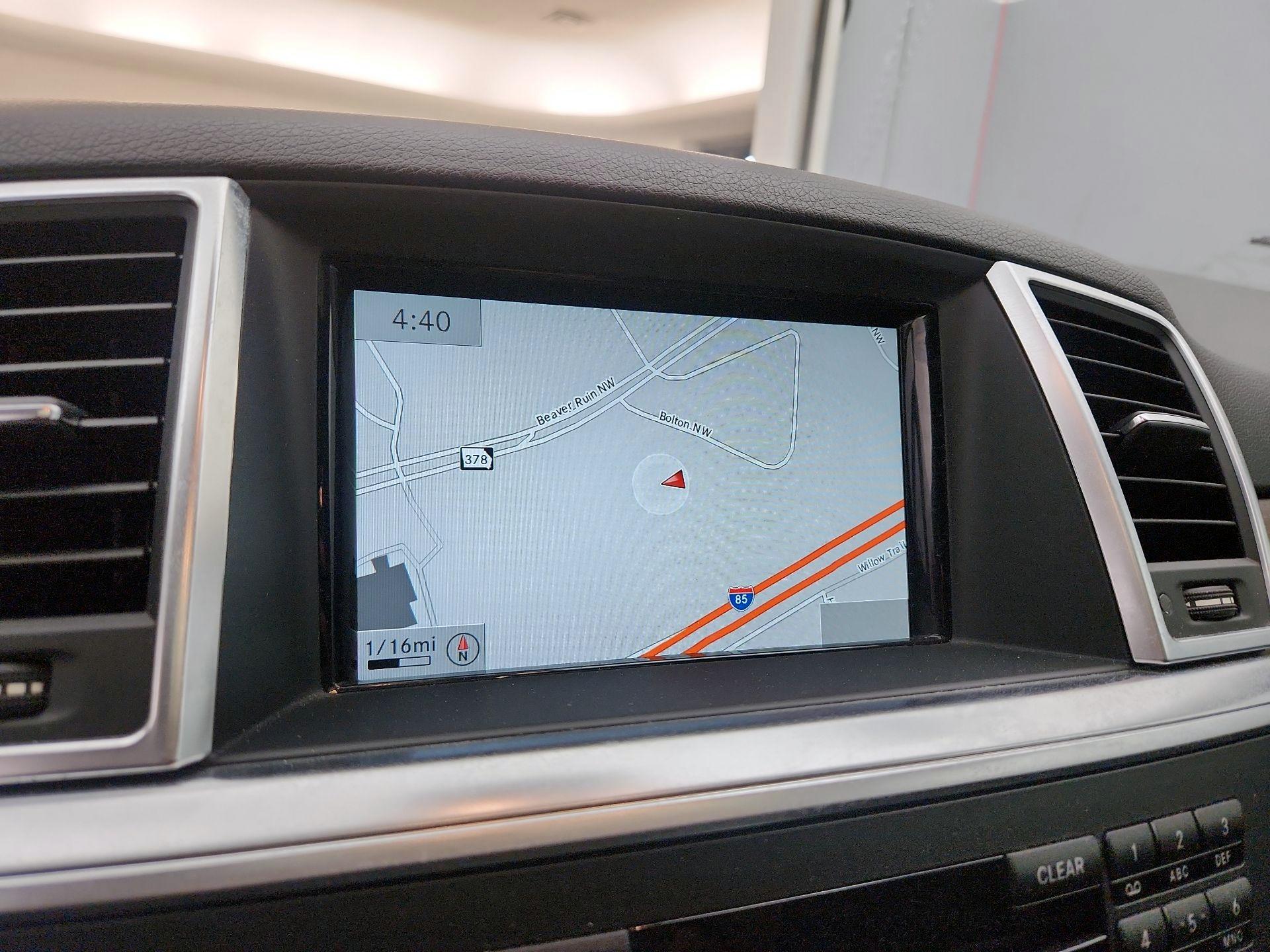 Thumbnail: 2015 Mercedes-Benz M-Class - 14