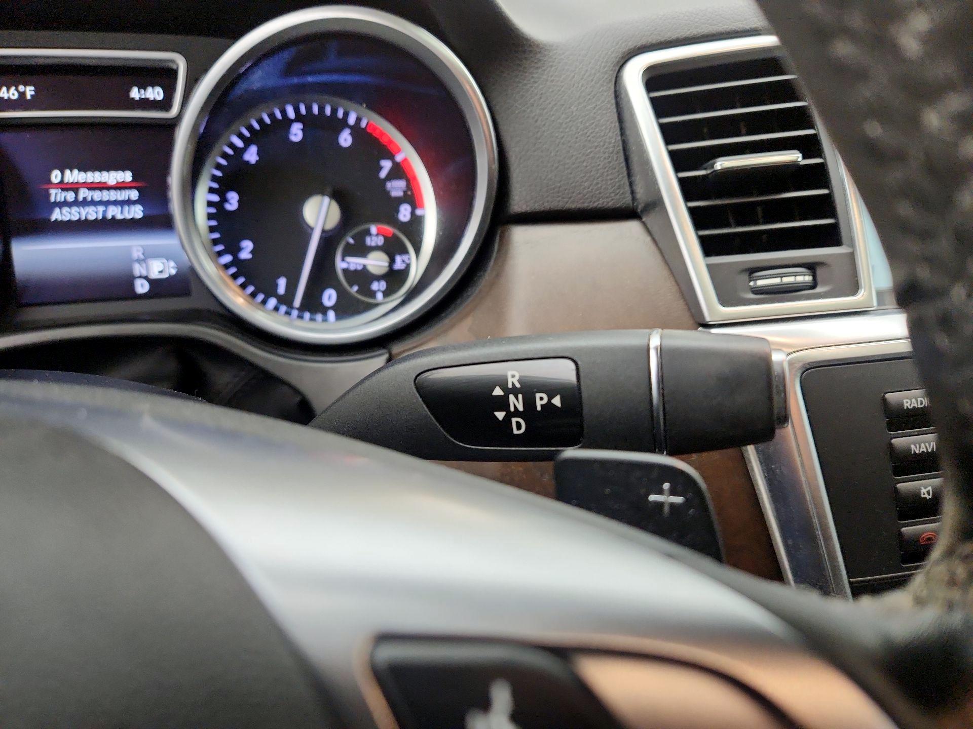 Thumbnail: 2015 Mercedes-Benz M-Class - 18