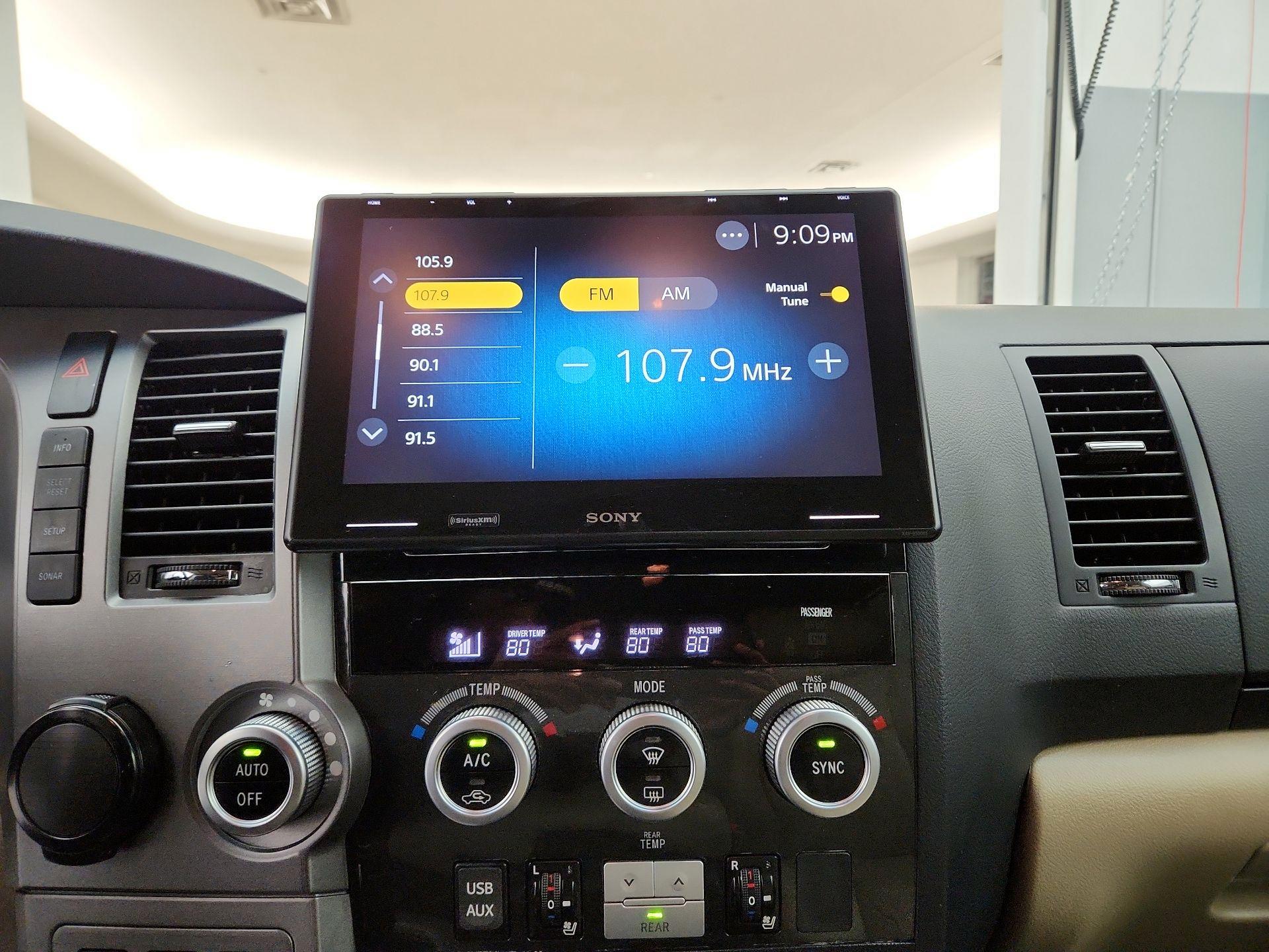 Thumbnail: 2017 Toyota Sequoia - 15