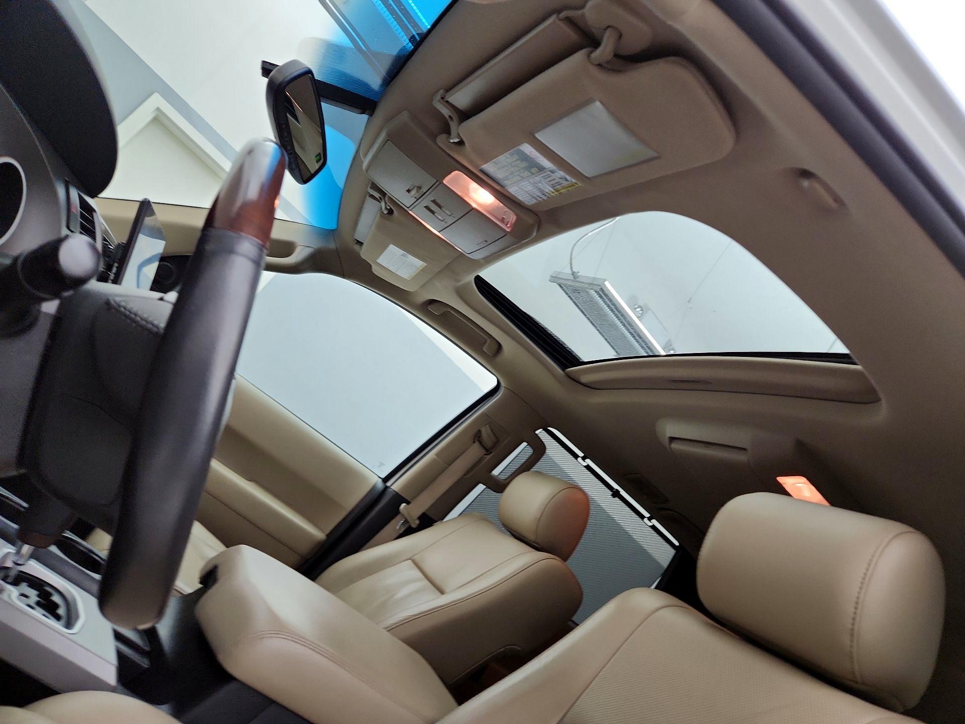 Thumbnail: 2017 Toyota Sequoia - 18