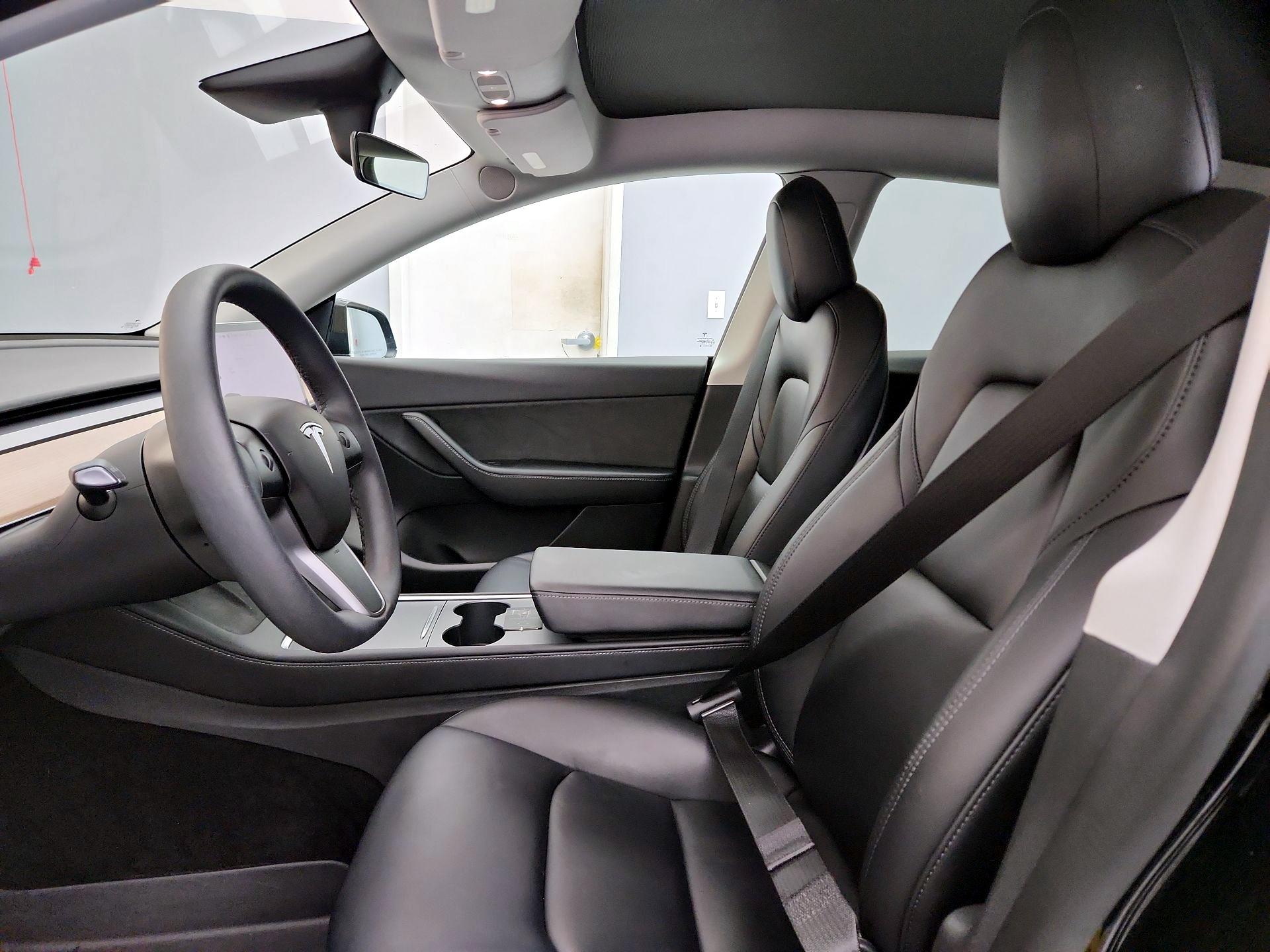 Thumbnail: 2022 Tesla Model Y - 11