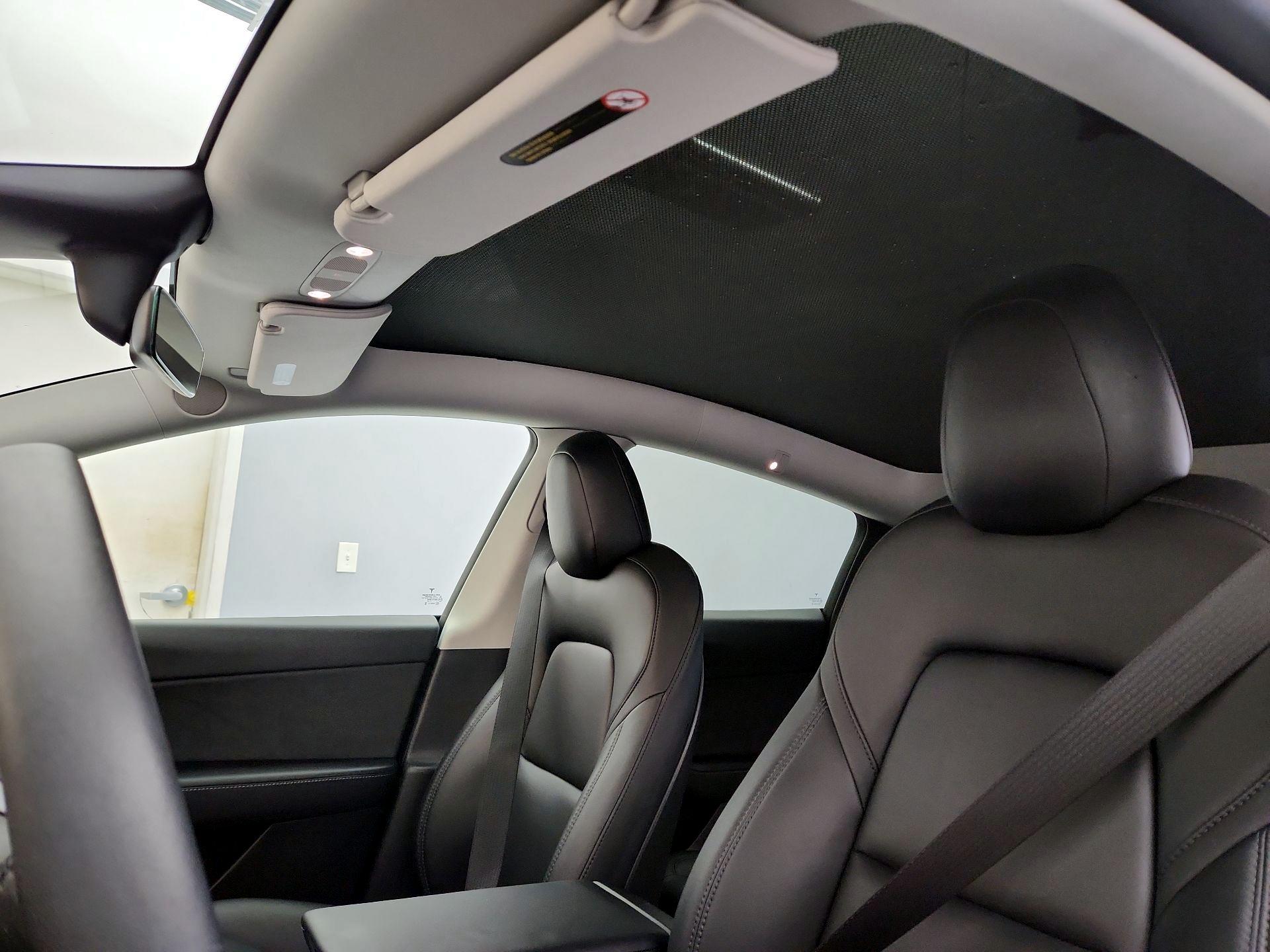 Thumbnail: 2022 Tesla Model Y - 19