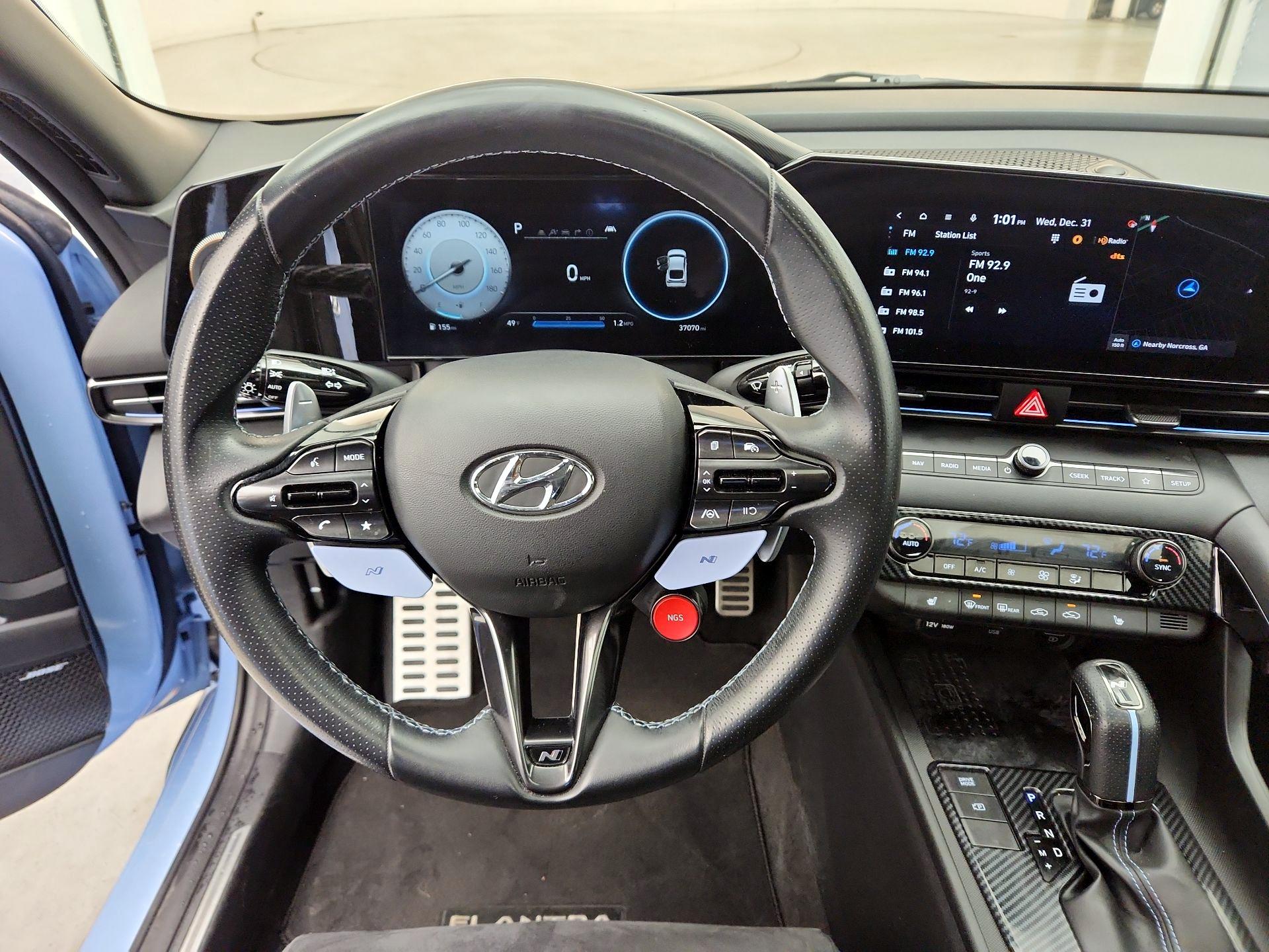 Thumbnail: 2022 Hyundai Elantra - 10