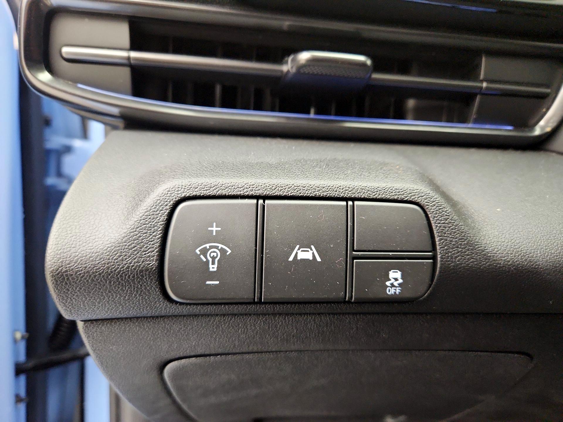 Thumbnail: 2022 Hyundai Elantra - 13