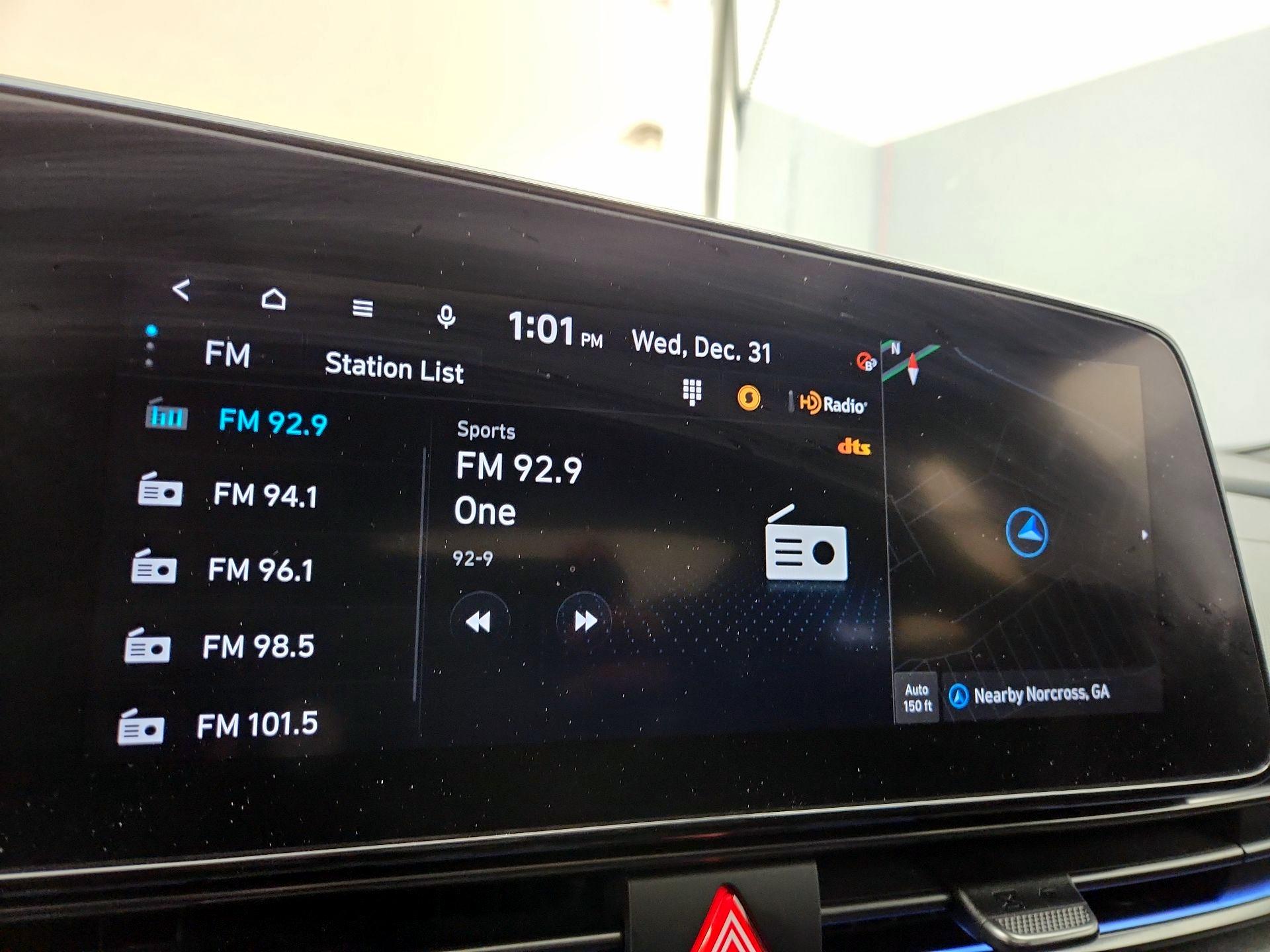 Thumbnail: 2022 Hyundai Elantra - 16