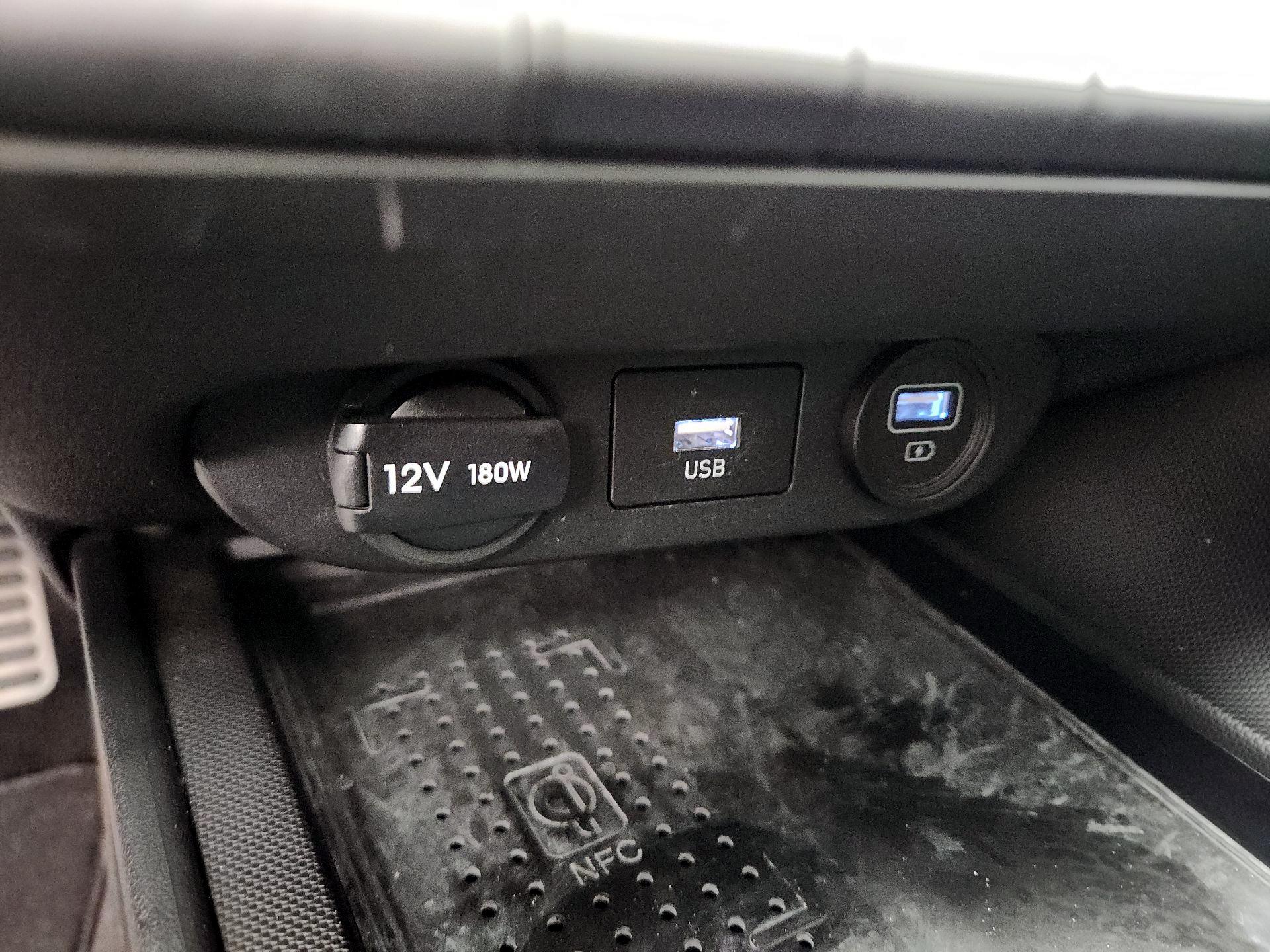 Thumbnail: 2022 Hyundai Elantra - 19