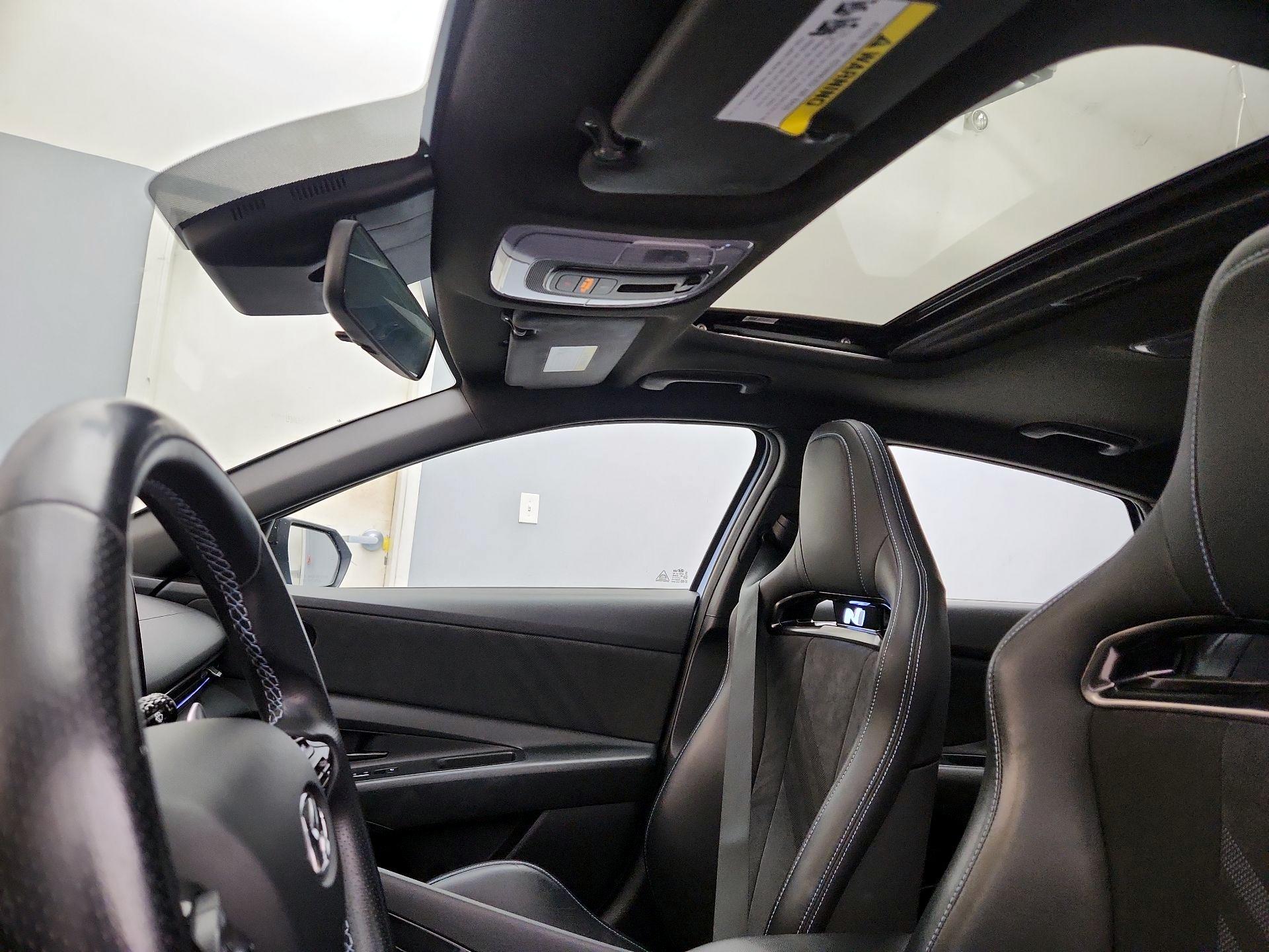 Thumbnail: 2022 Hyundai Elantra - 20