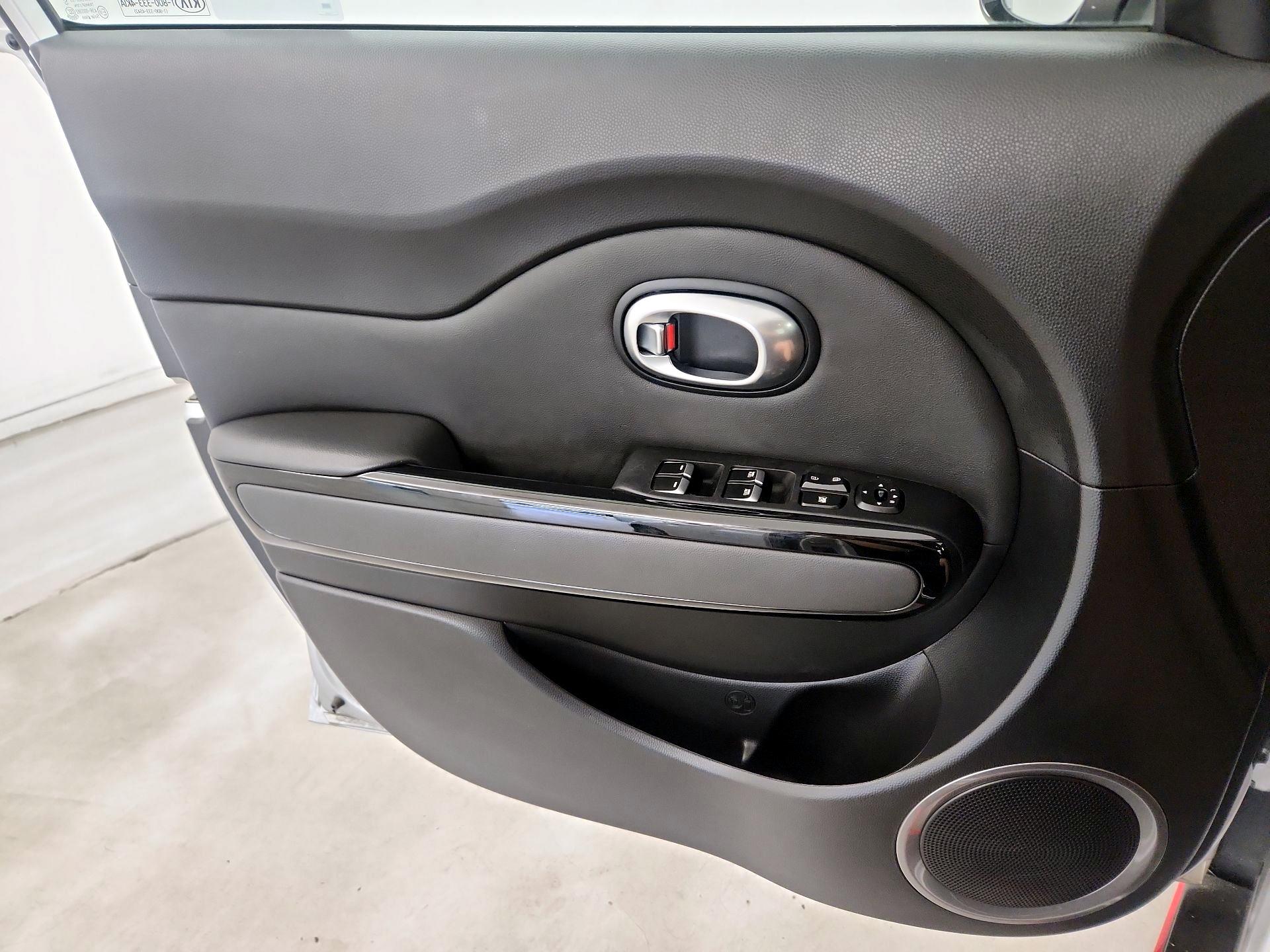 Thumbnail: 2019 Kia Soul - 12