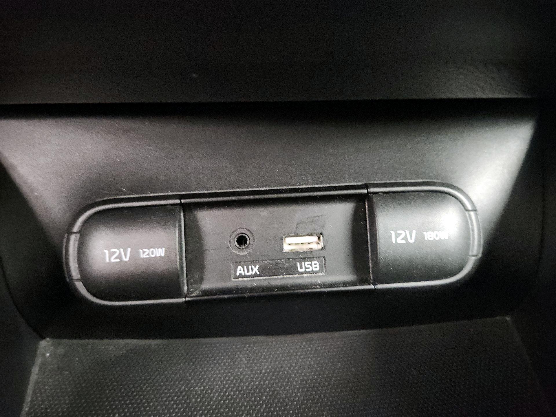 Thumbnail: 2019 Kia Soul - 18