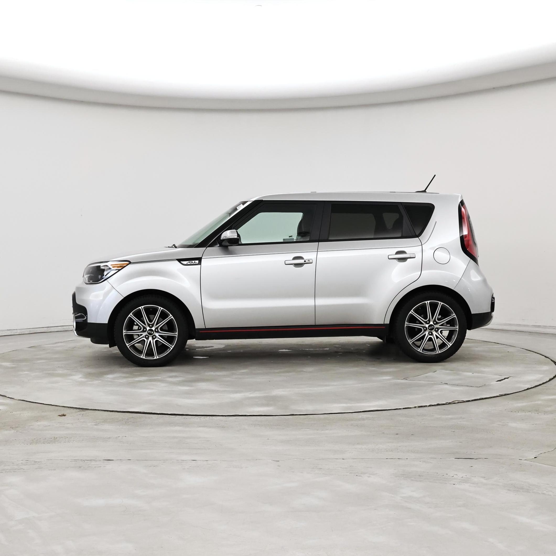 Thumbnail: 2019 Kia Soul - 3
