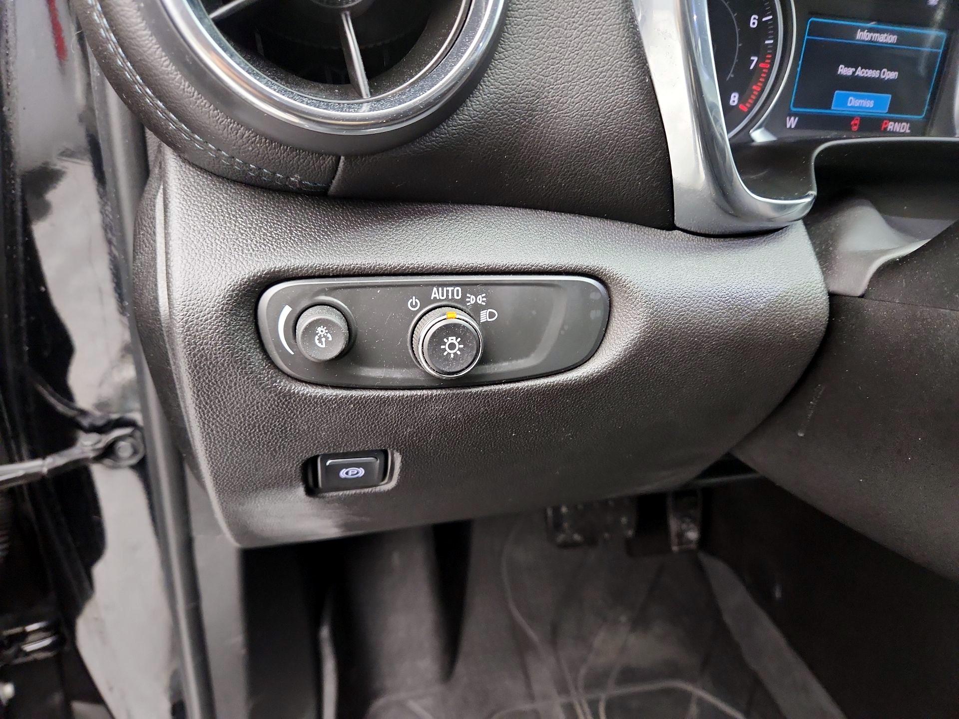 Thumbnail: 2020 Chevrolet Blazer - 13