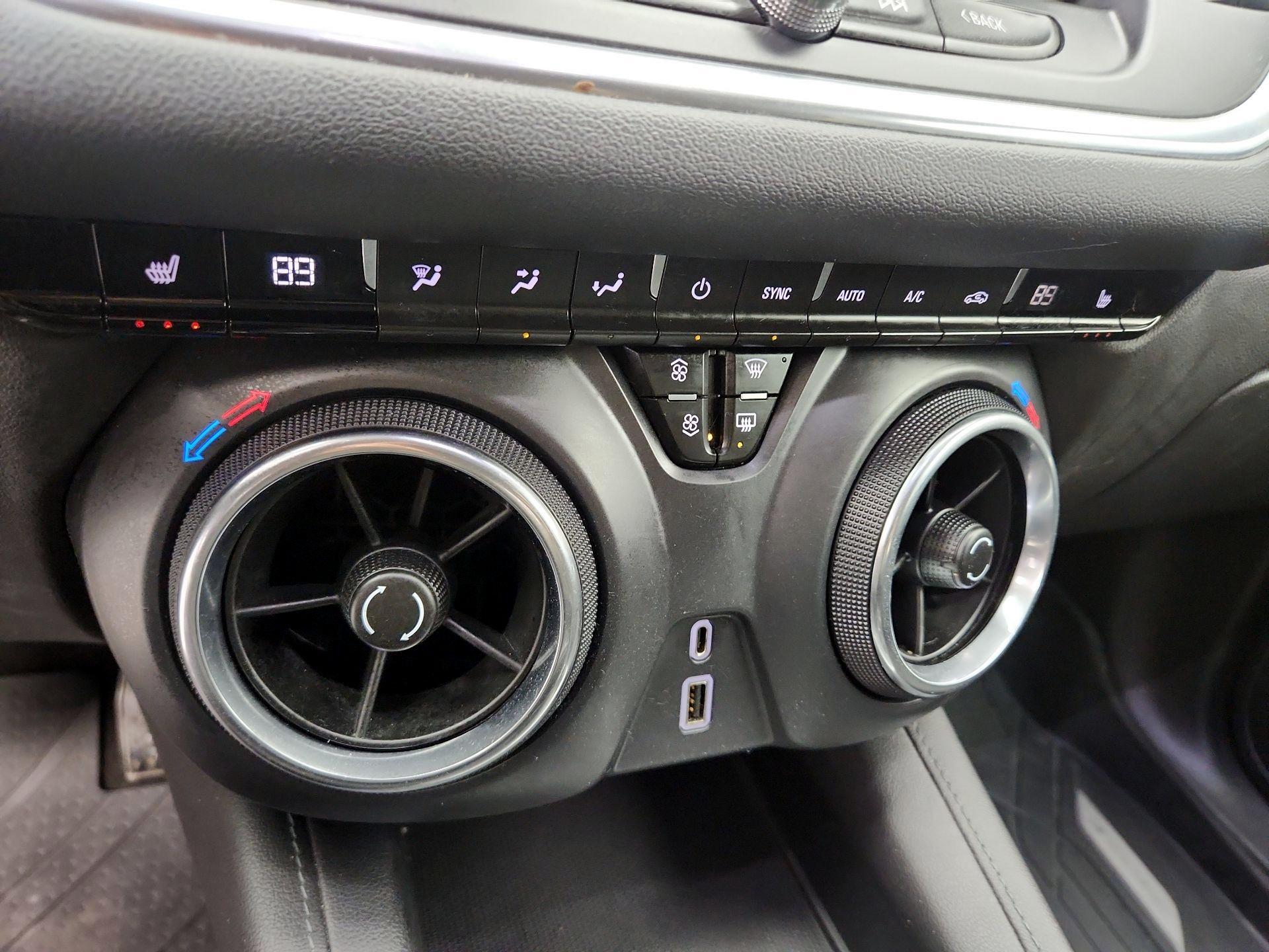 Thumbnail: 2020 Chevrolet Blazer - 16