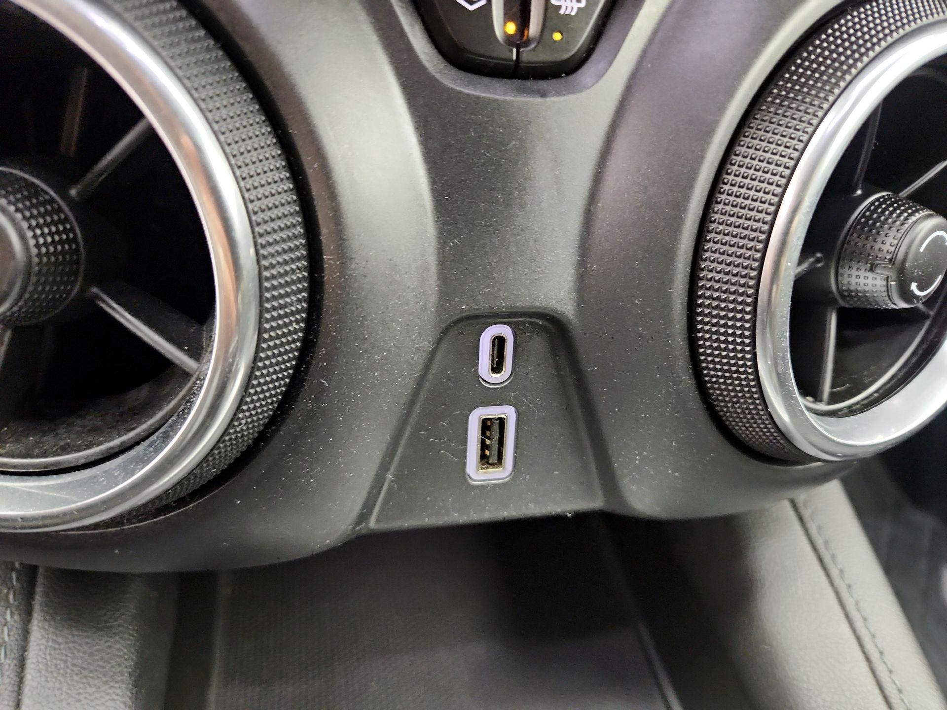 Thumbnail: 2020 Chevrolet Blazer - 18