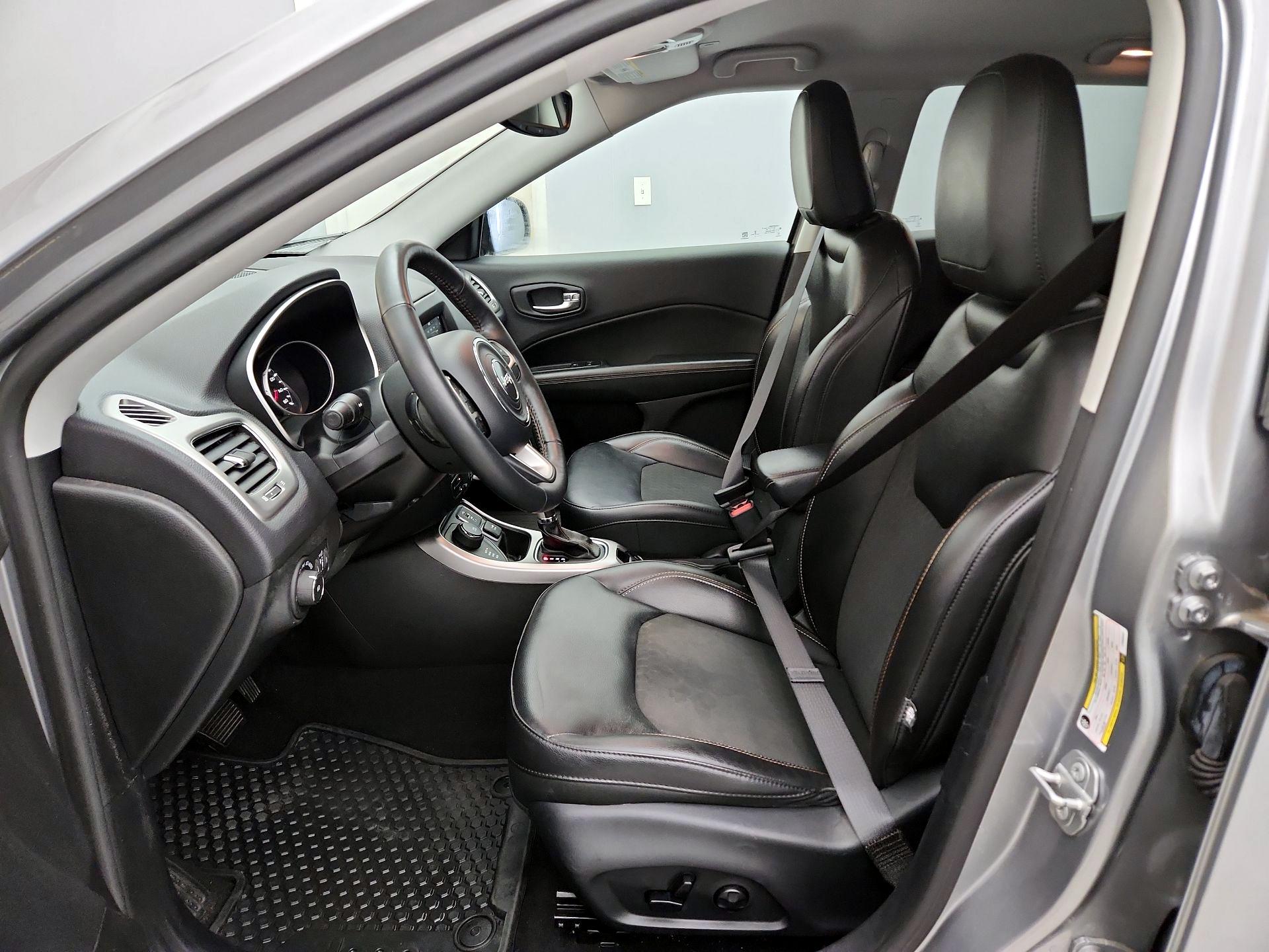 Thumbnail: 2018 Jeep Compass - 11