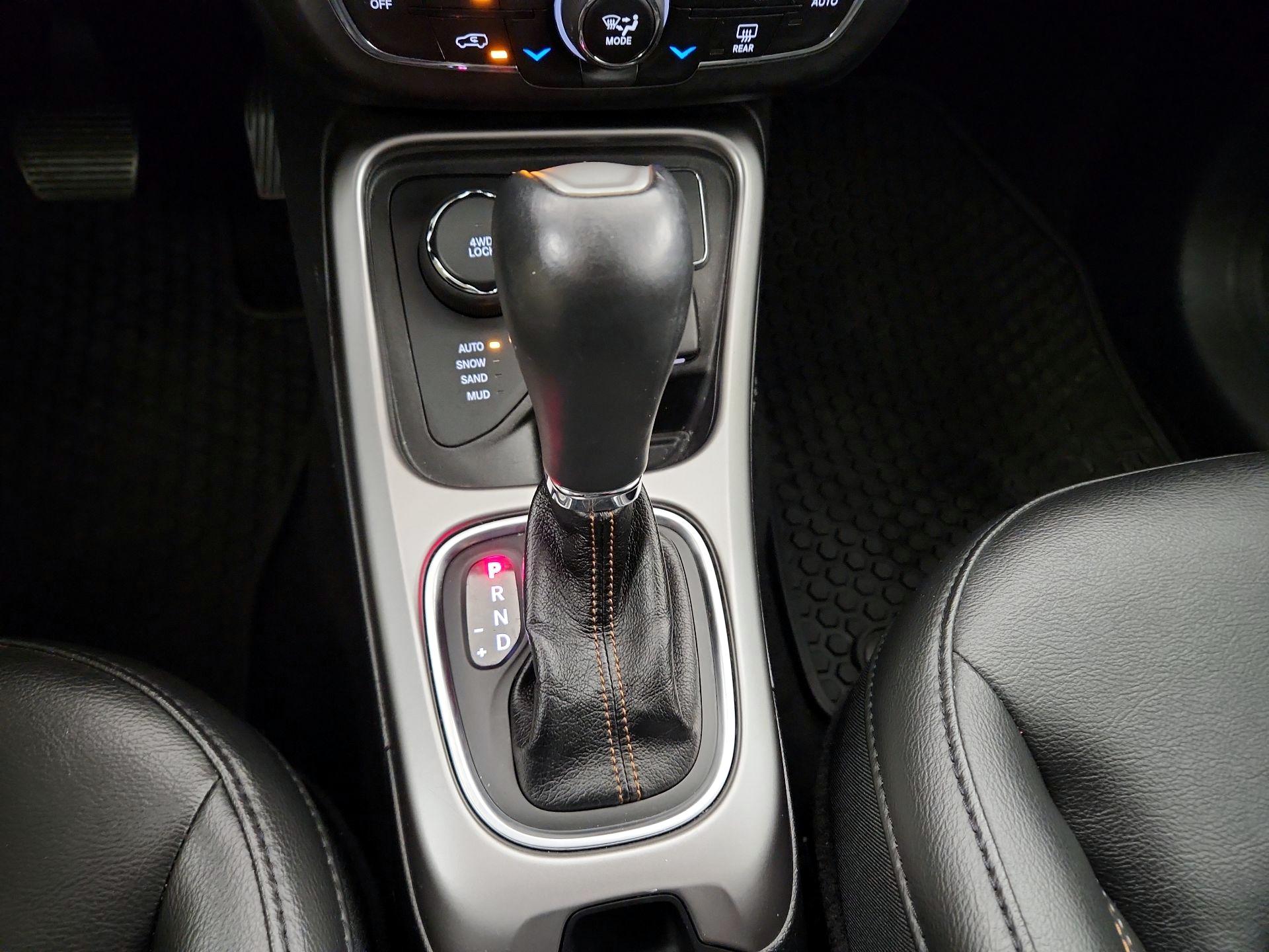 Thumbnail: 2018 Jeep Compass - 17