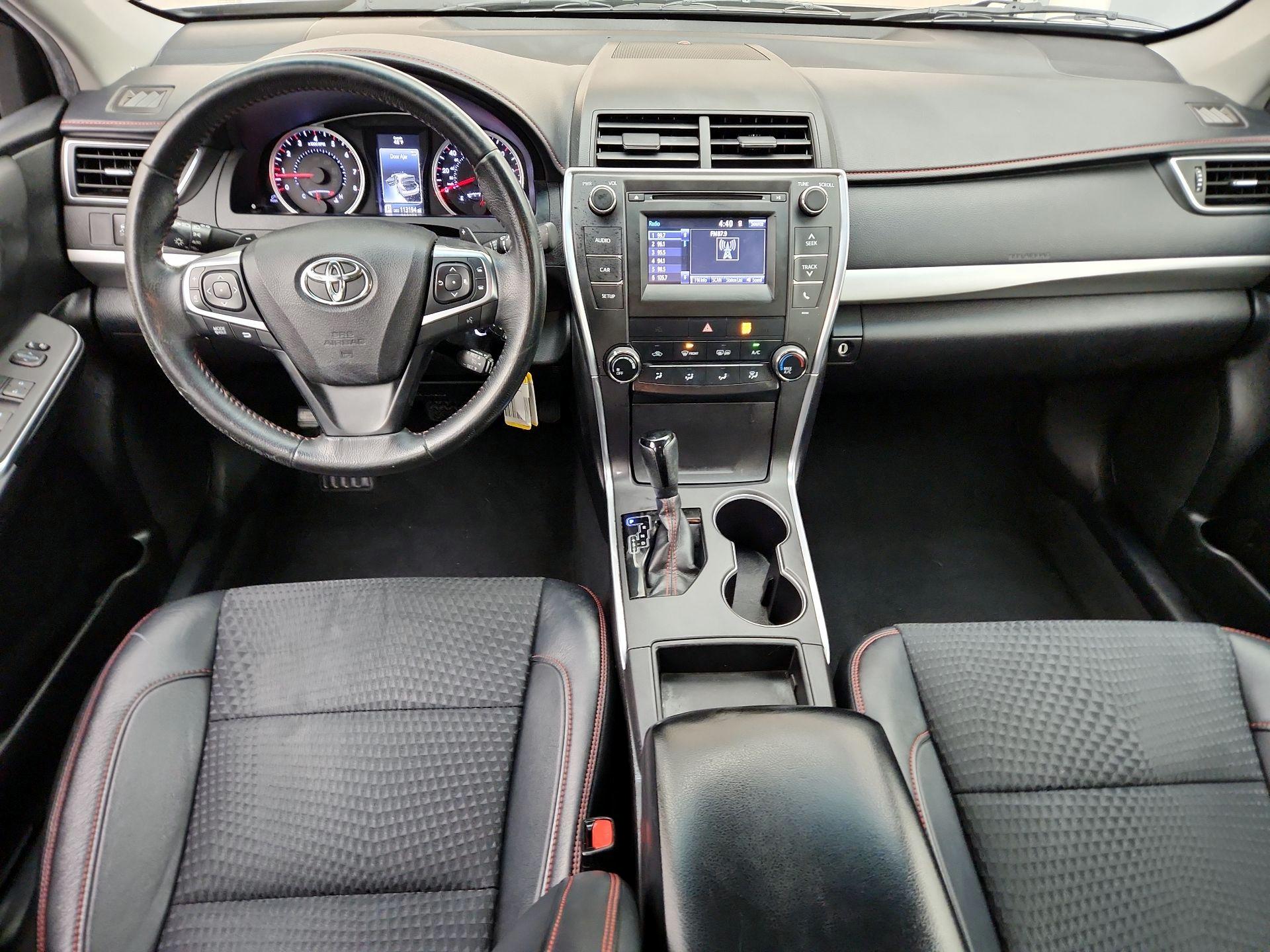 Thumbnail: 2015 Toyota Camry - 9